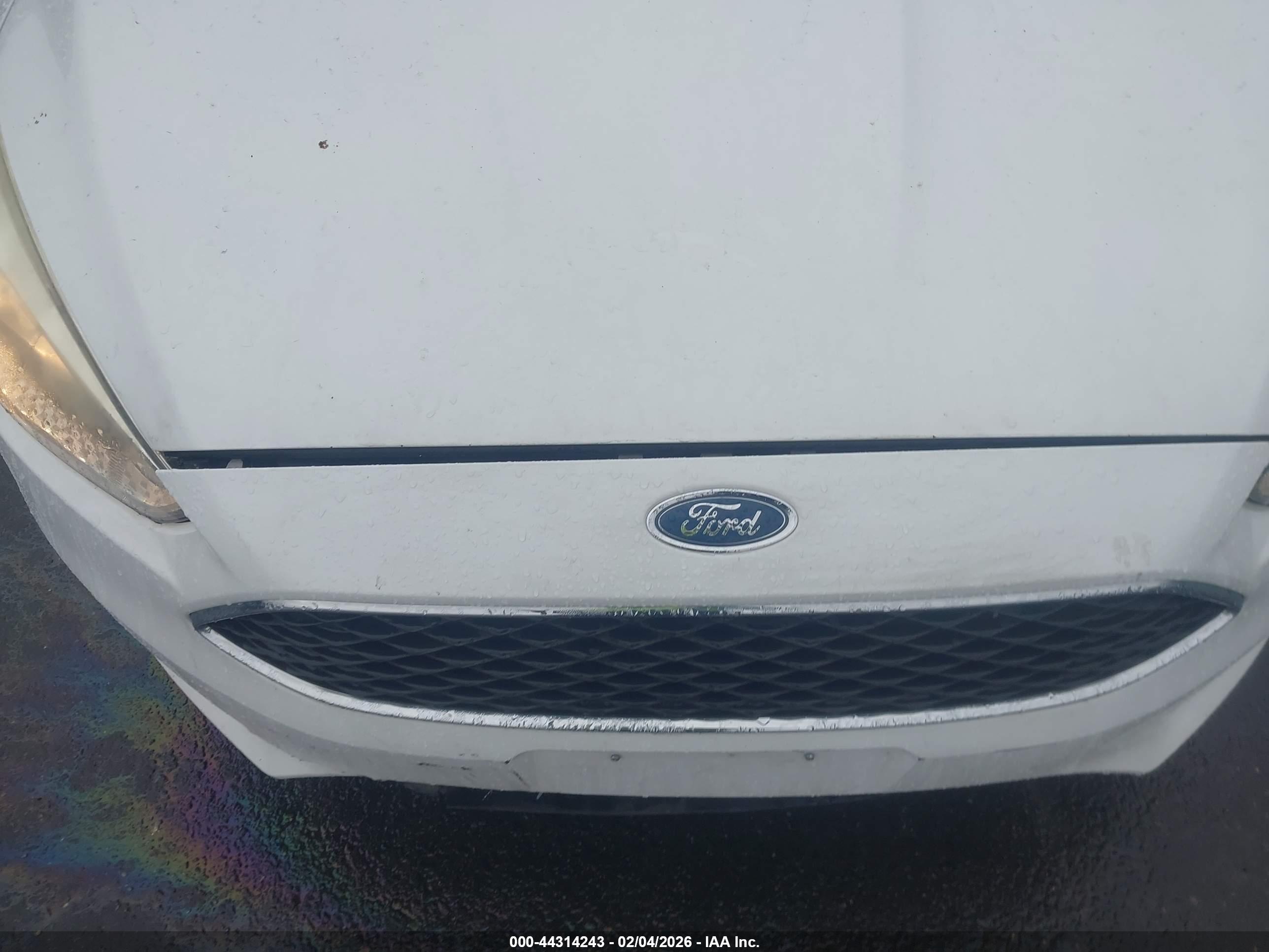 FORD FOCUS image 6