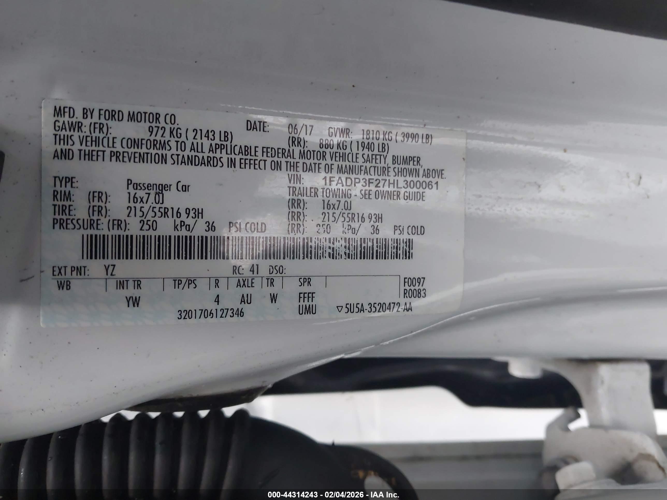 FORD FOCUS image 9