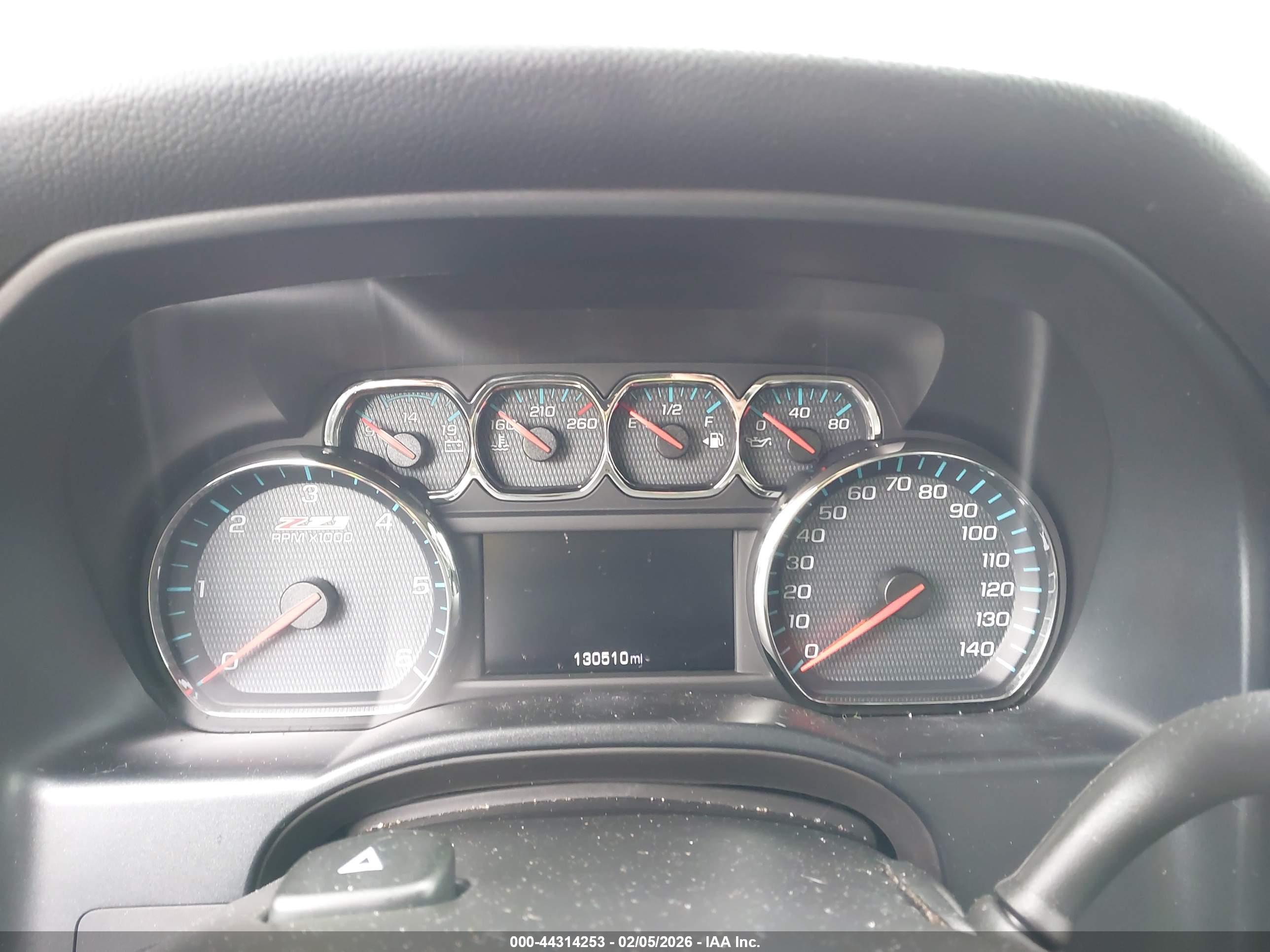 CHEVROLET SILVERADO image 7
