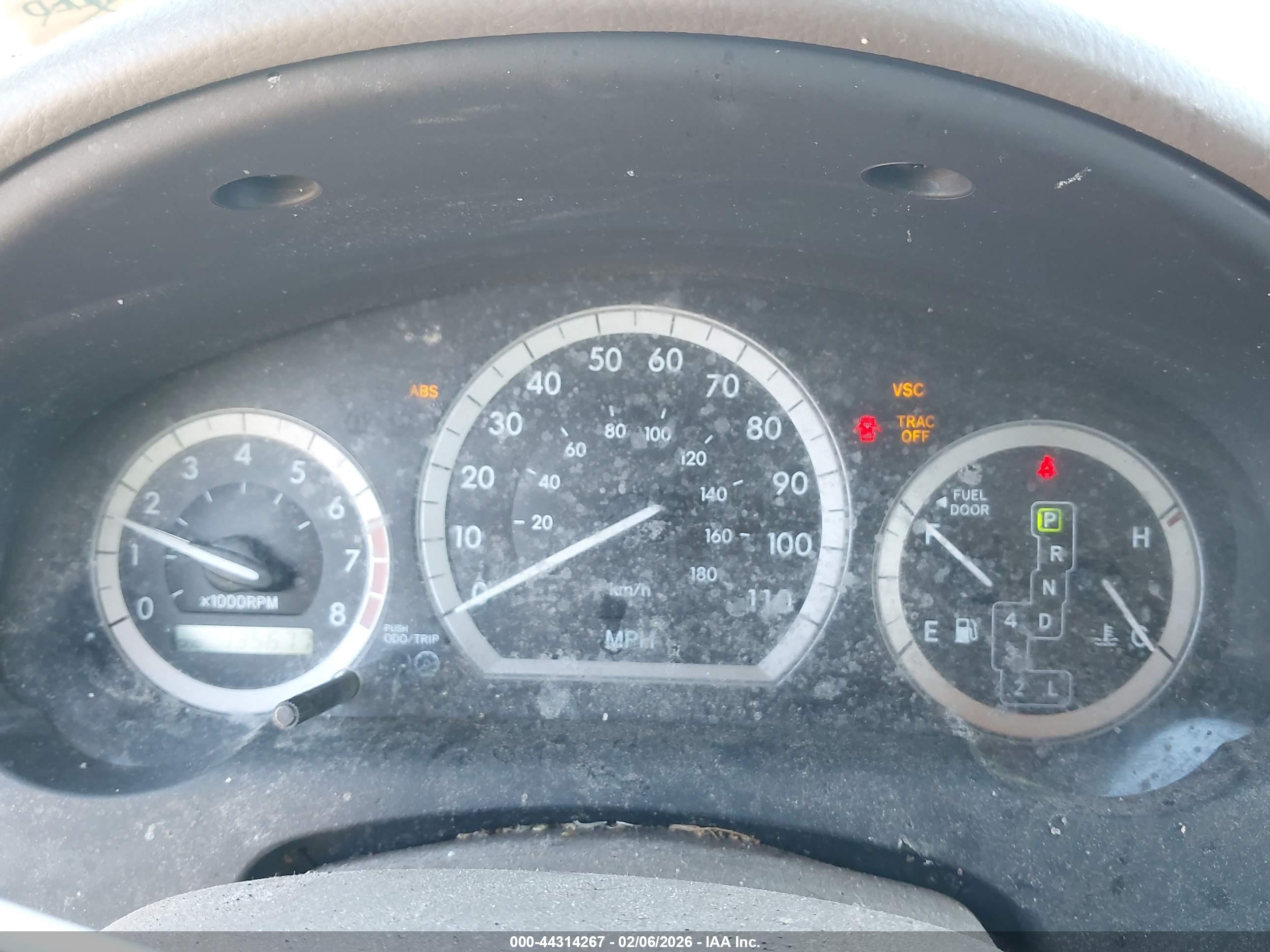 TOYOTA SIENNA image 7