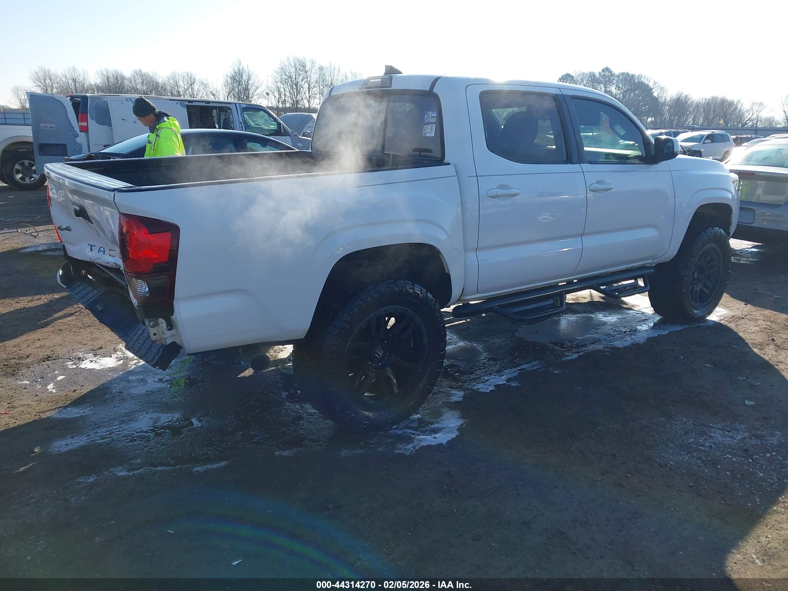 TOYOTA TACOMA image 4