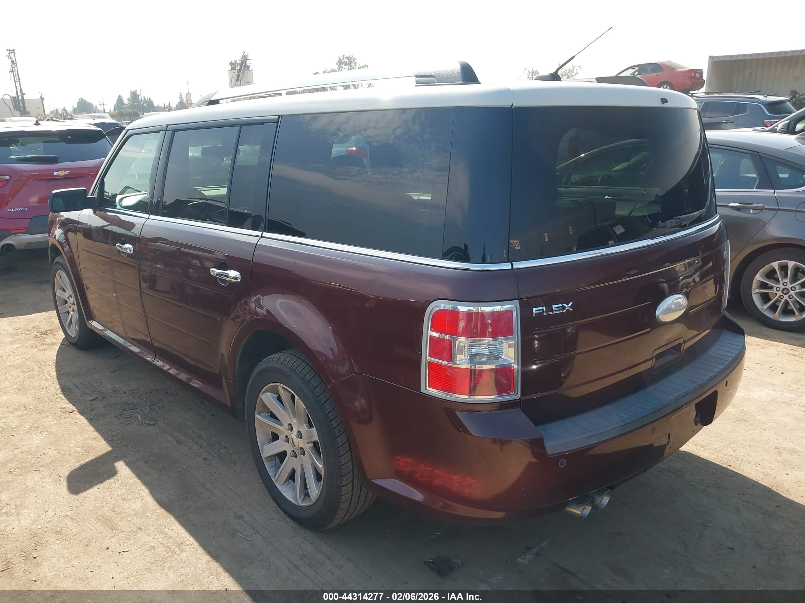 FORD FLEX image 3