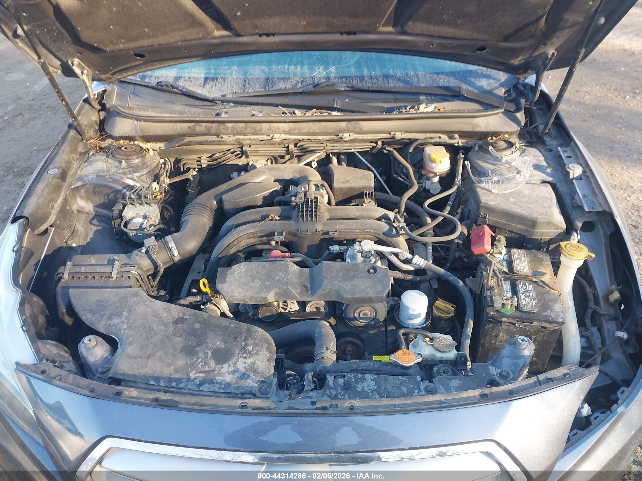 SUBARU LEGACY image 10