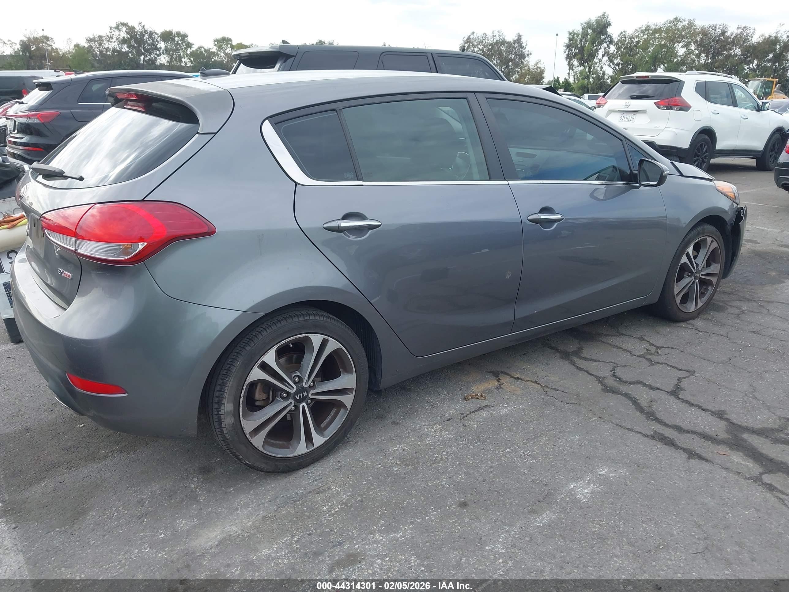 KIA FORTE image 4
