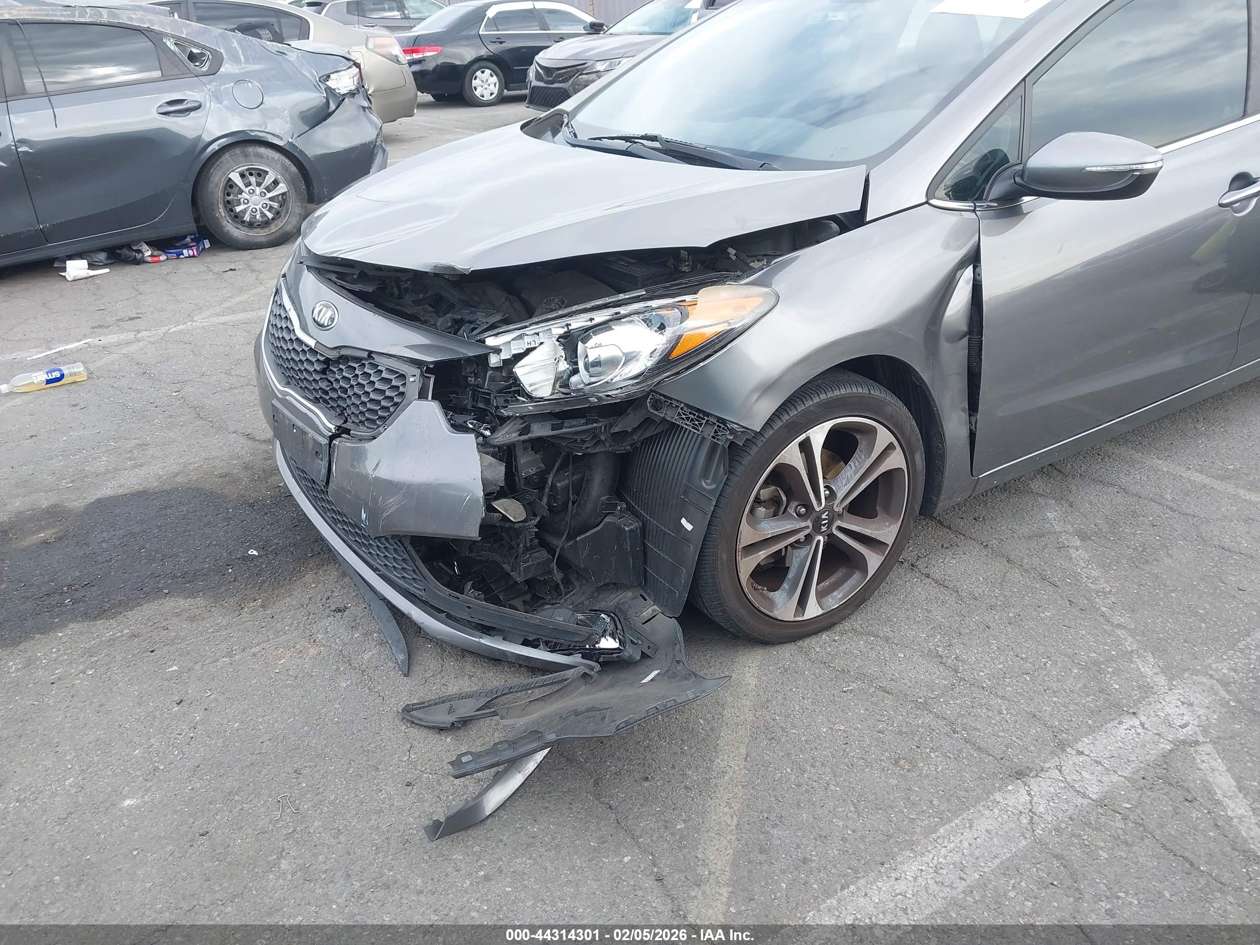 KIA FORTE image 6