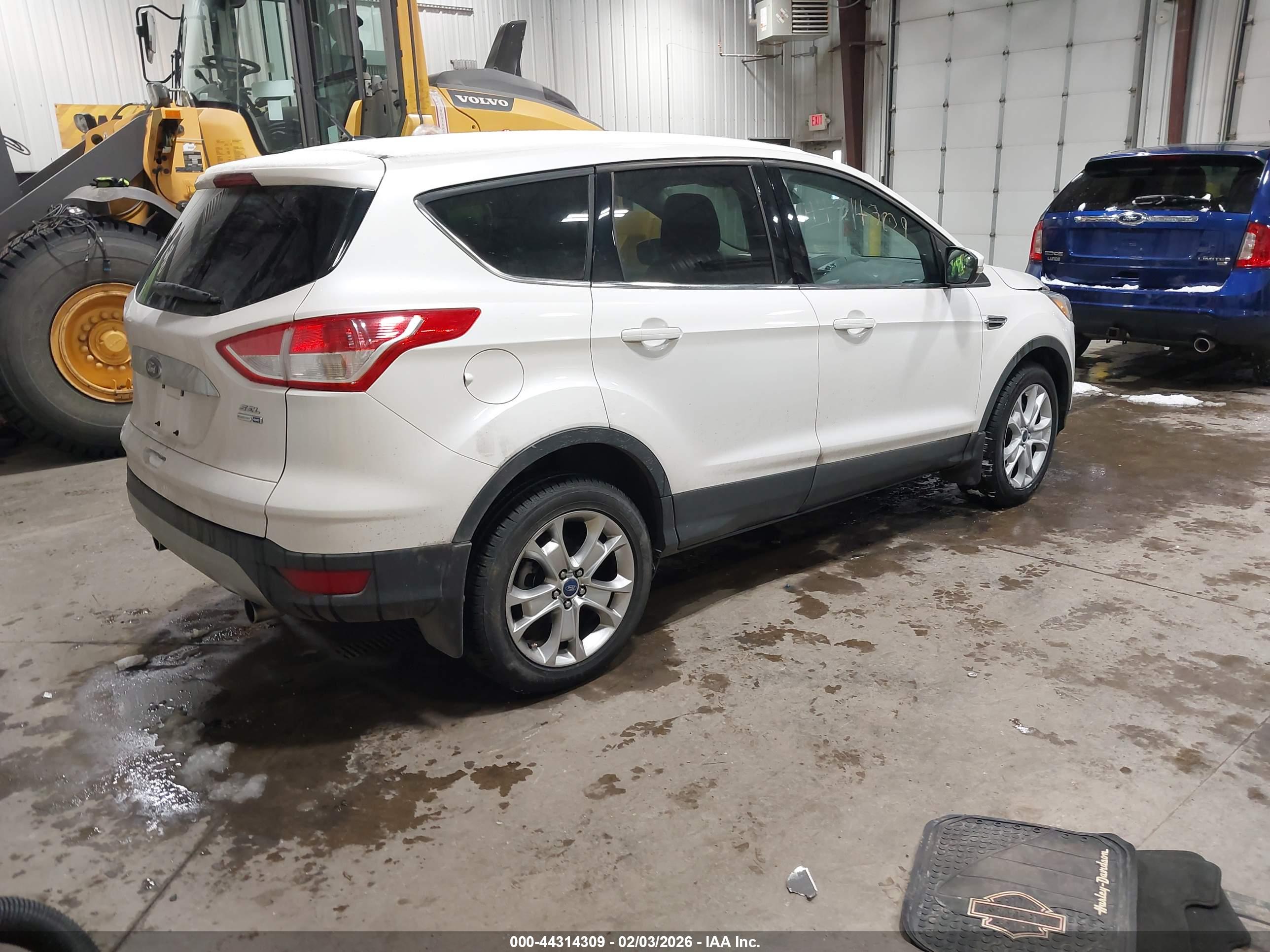 FORD ESCAPE image 4
