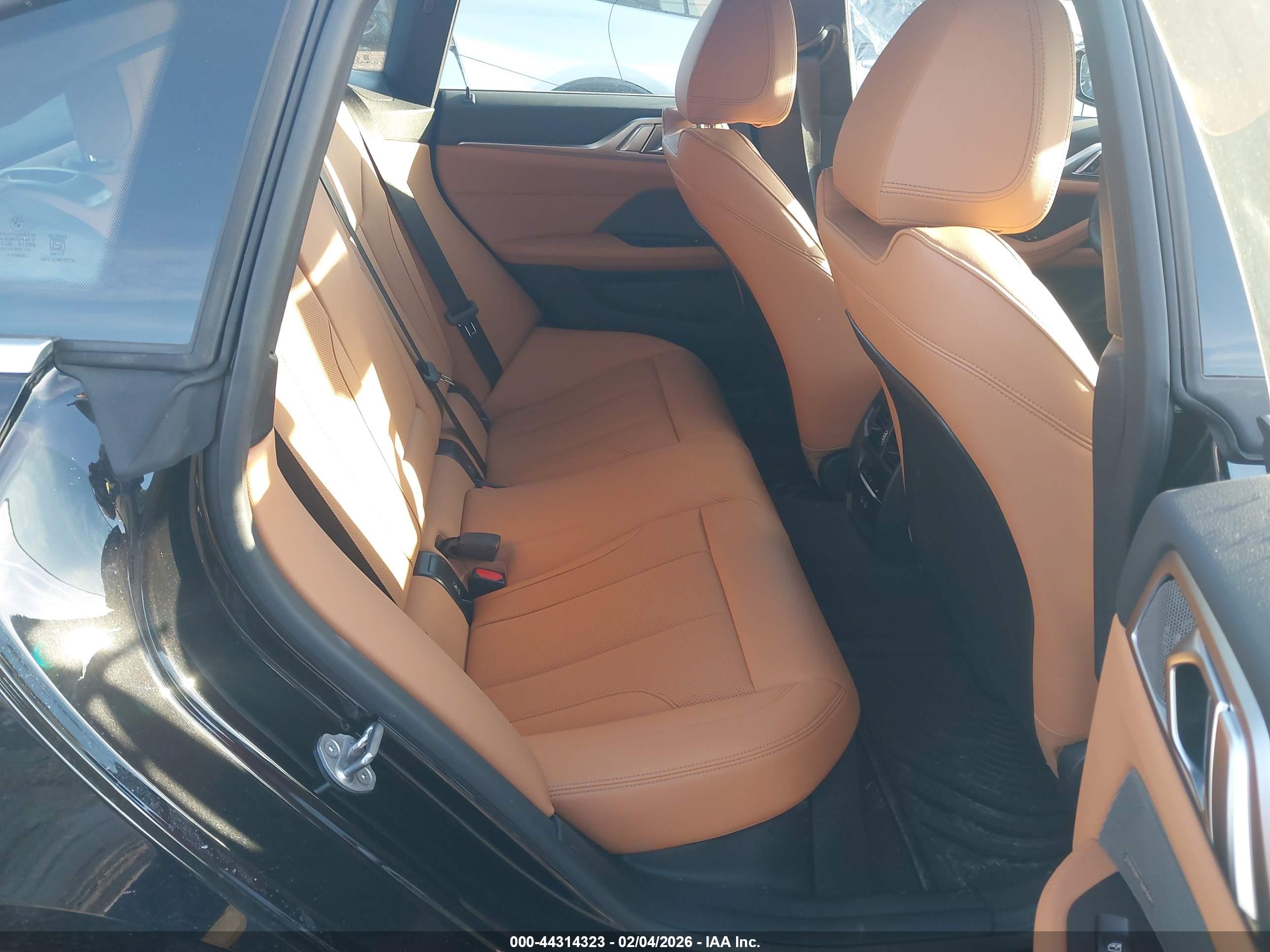 BMW I4 image 8