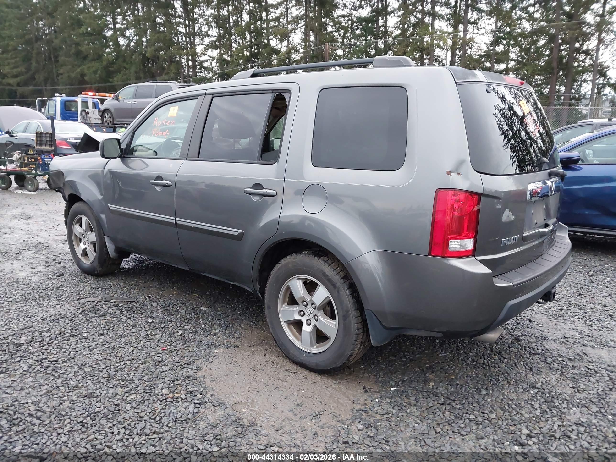 HONDA PILOT image 3
