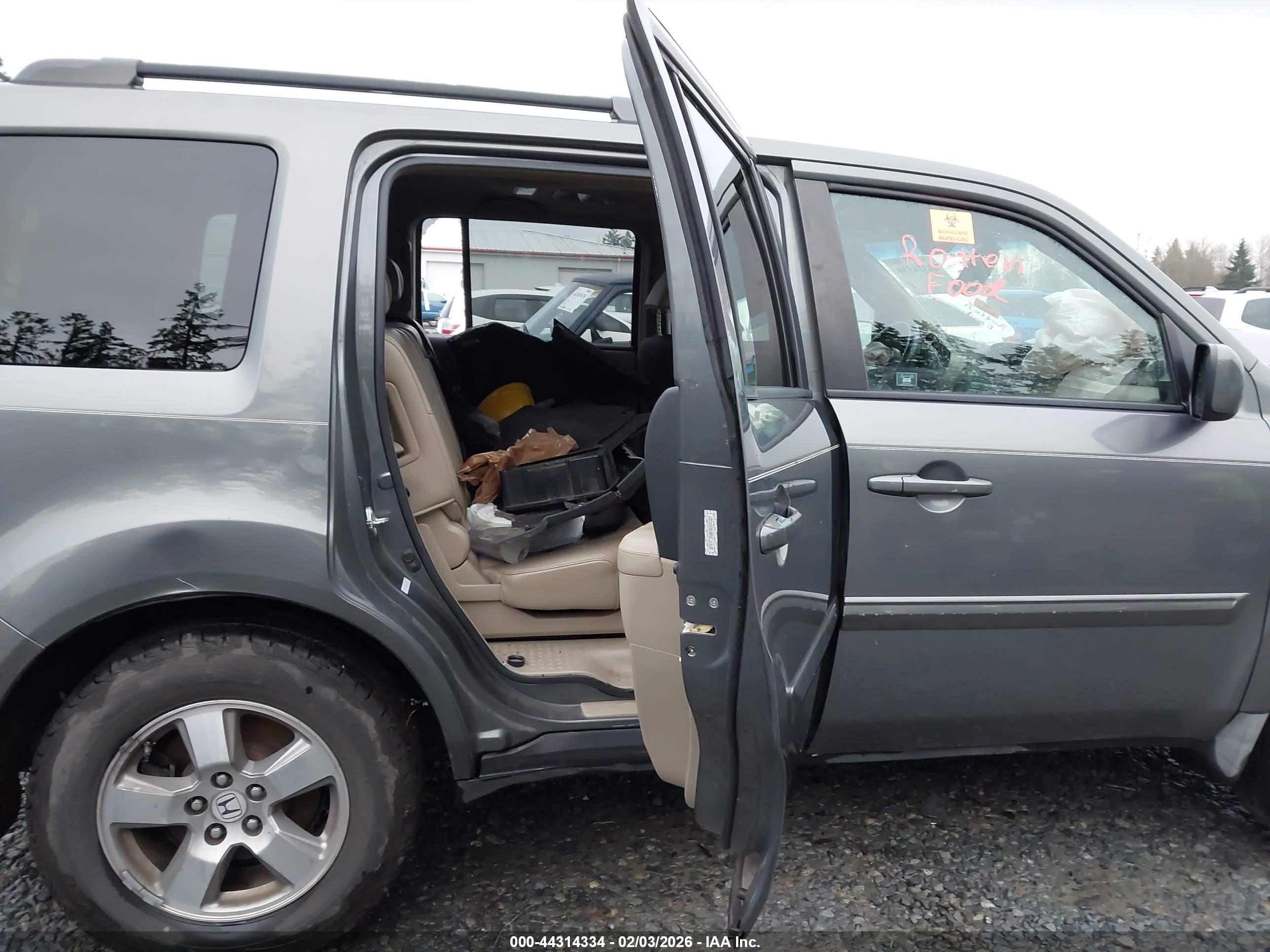 HONDA PILOT image 8