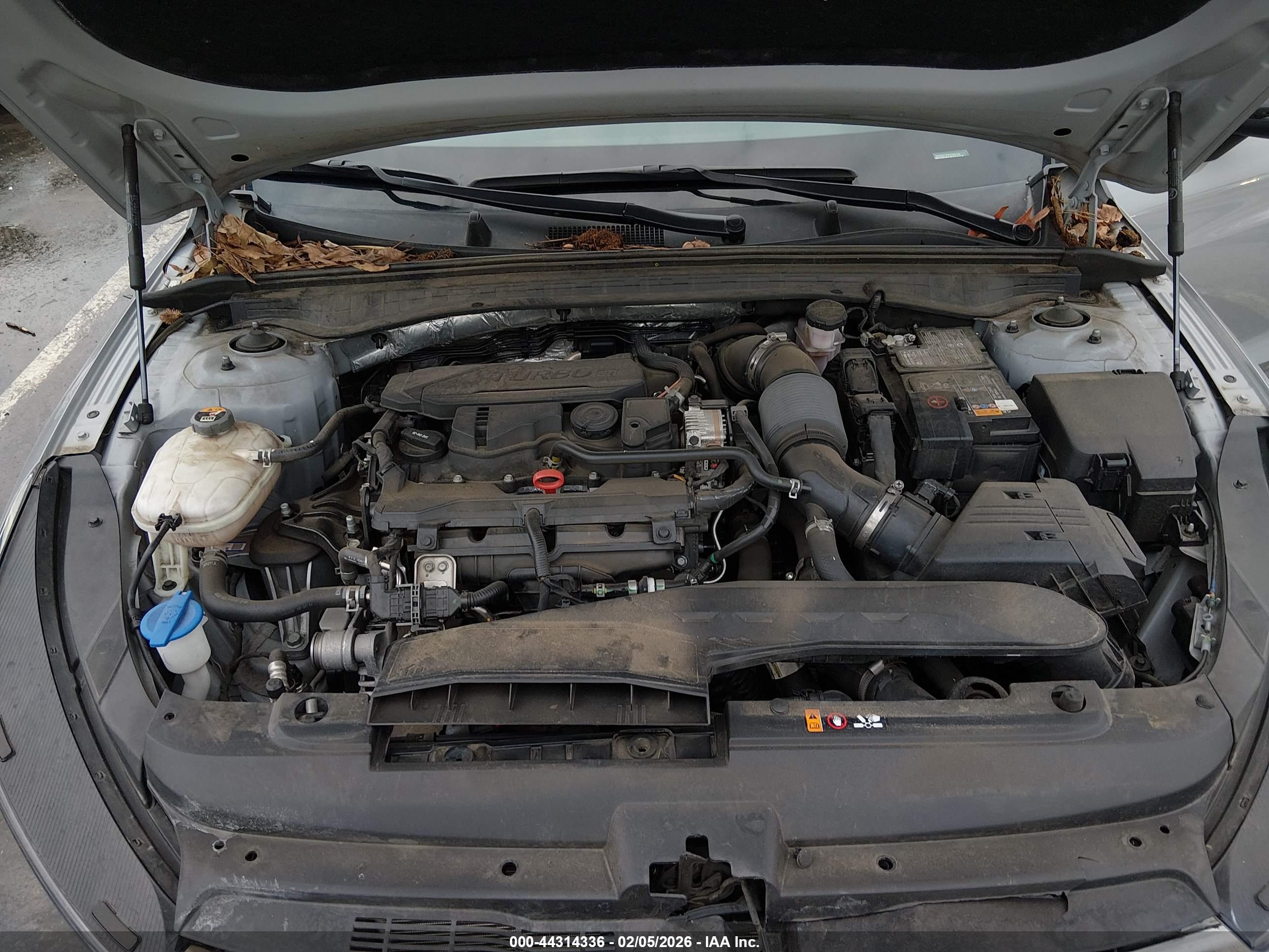 KIA K5 image 10