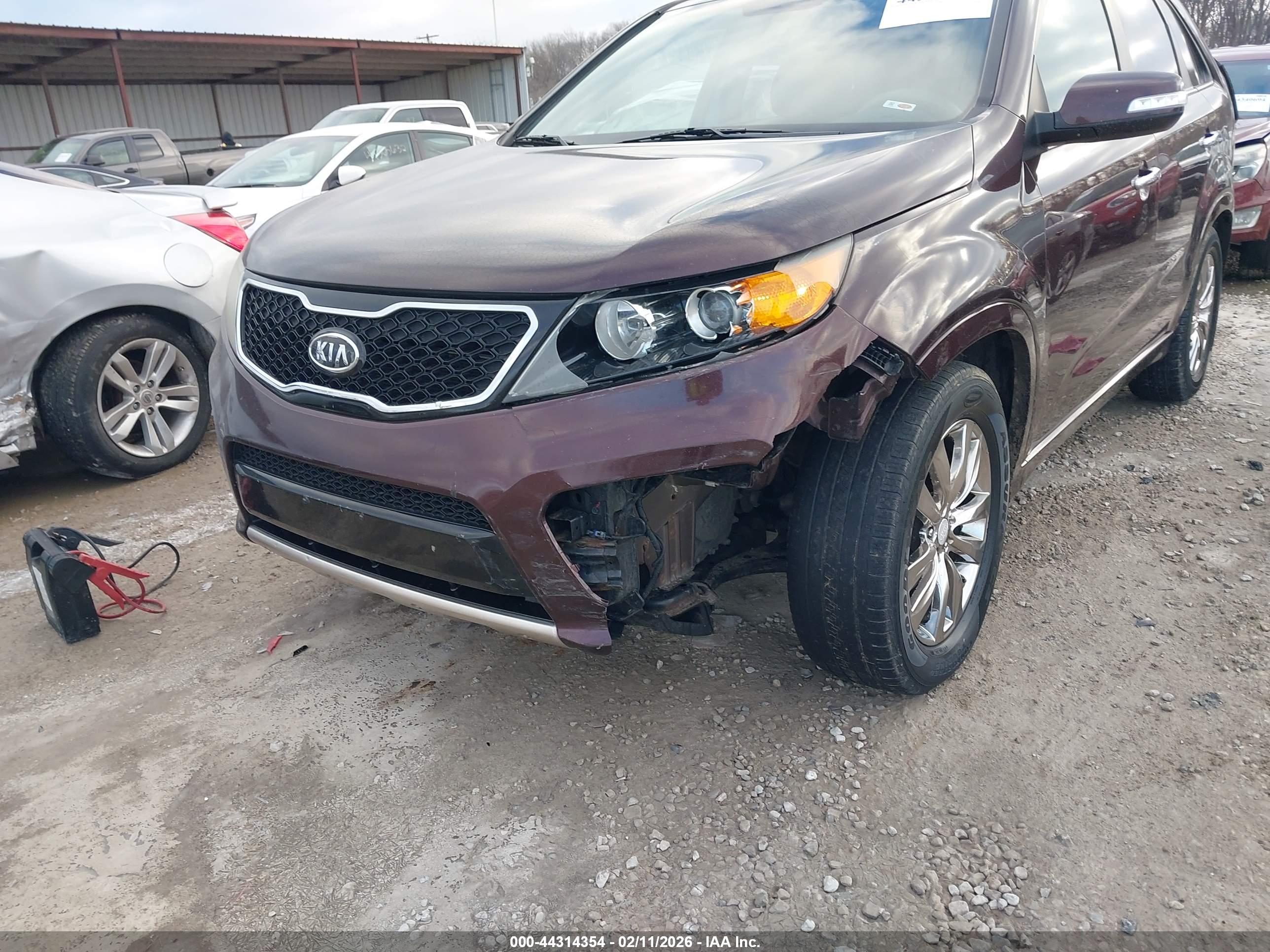 KIA SORENTO image 6