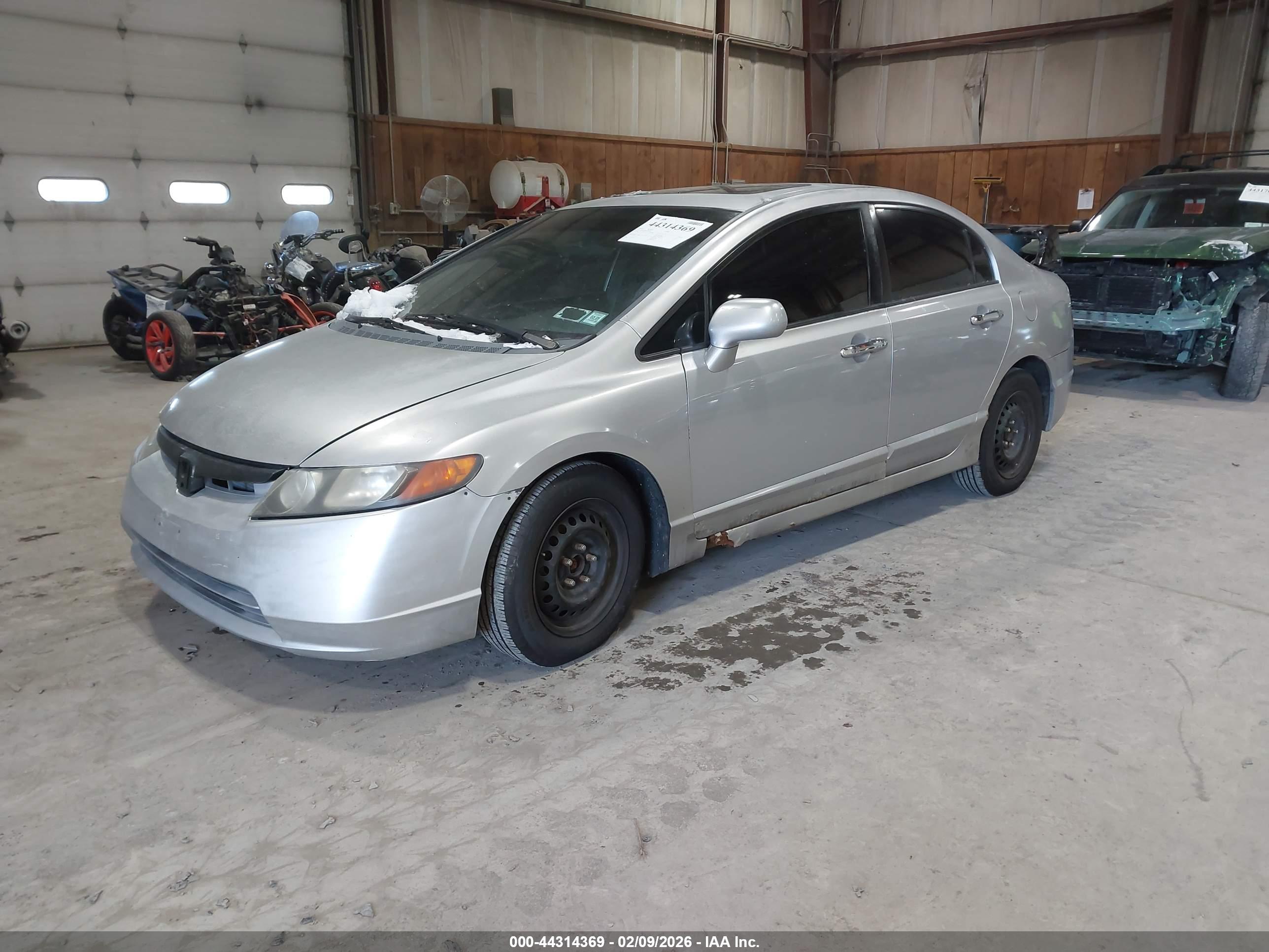 HONDA CIVIC image 2