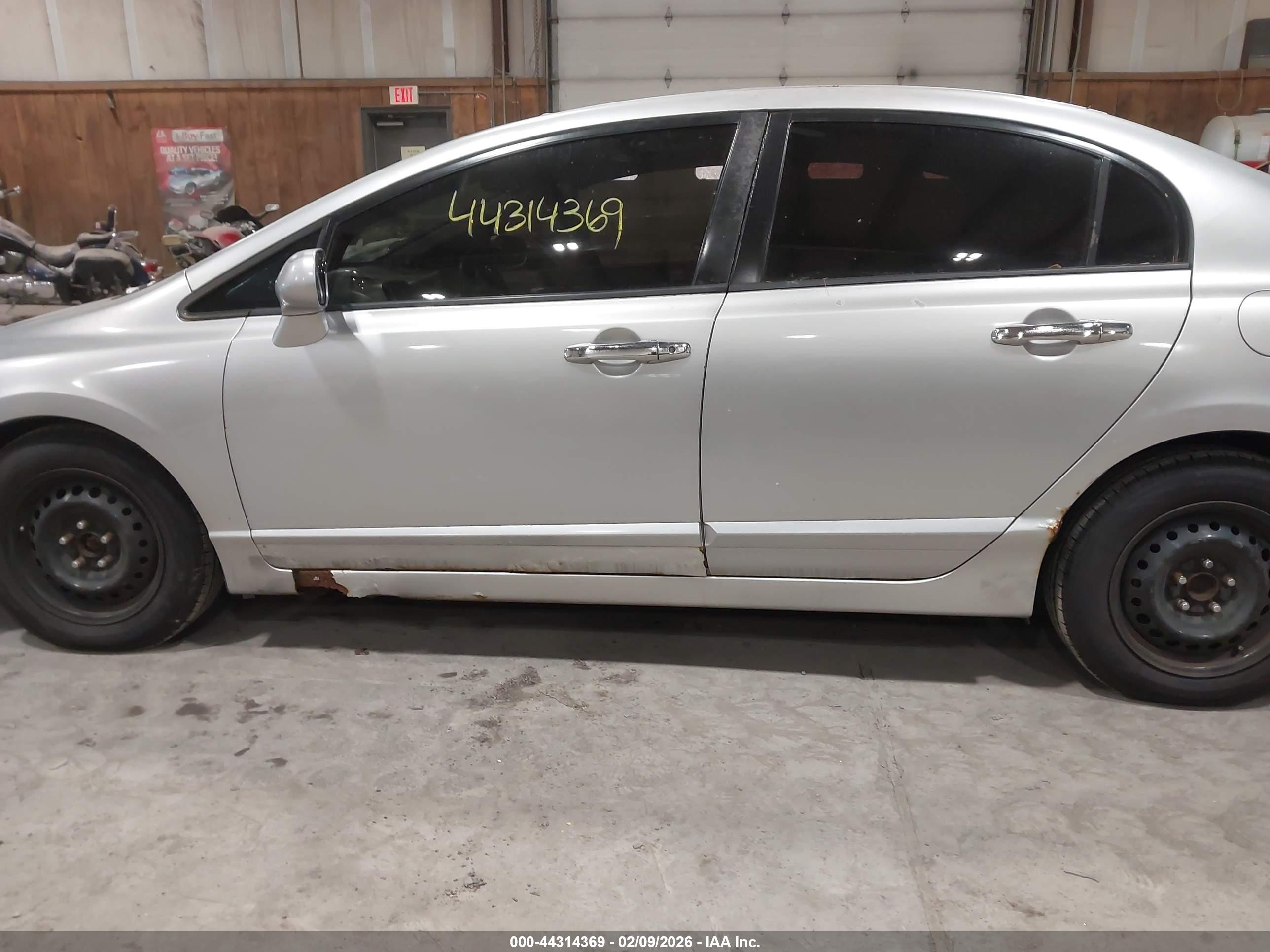 HONDA CIVIC image 6