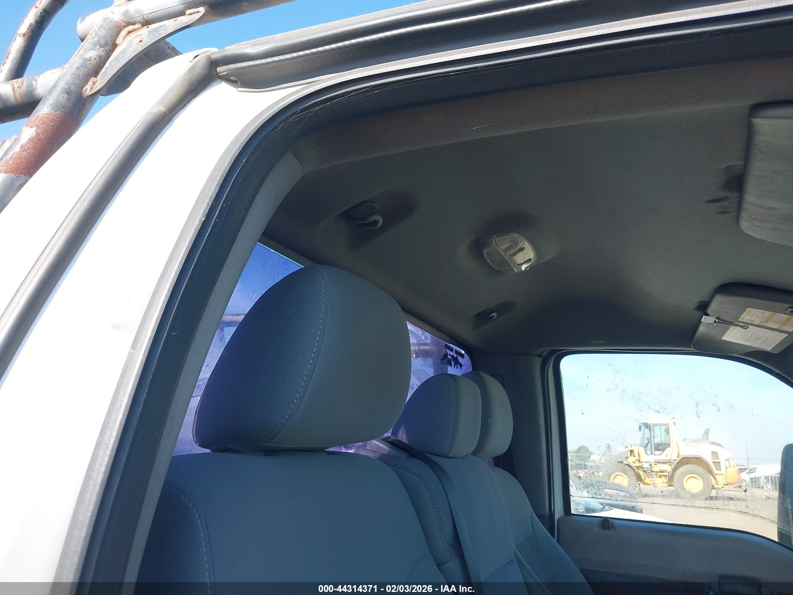 FORD F-250 image 8