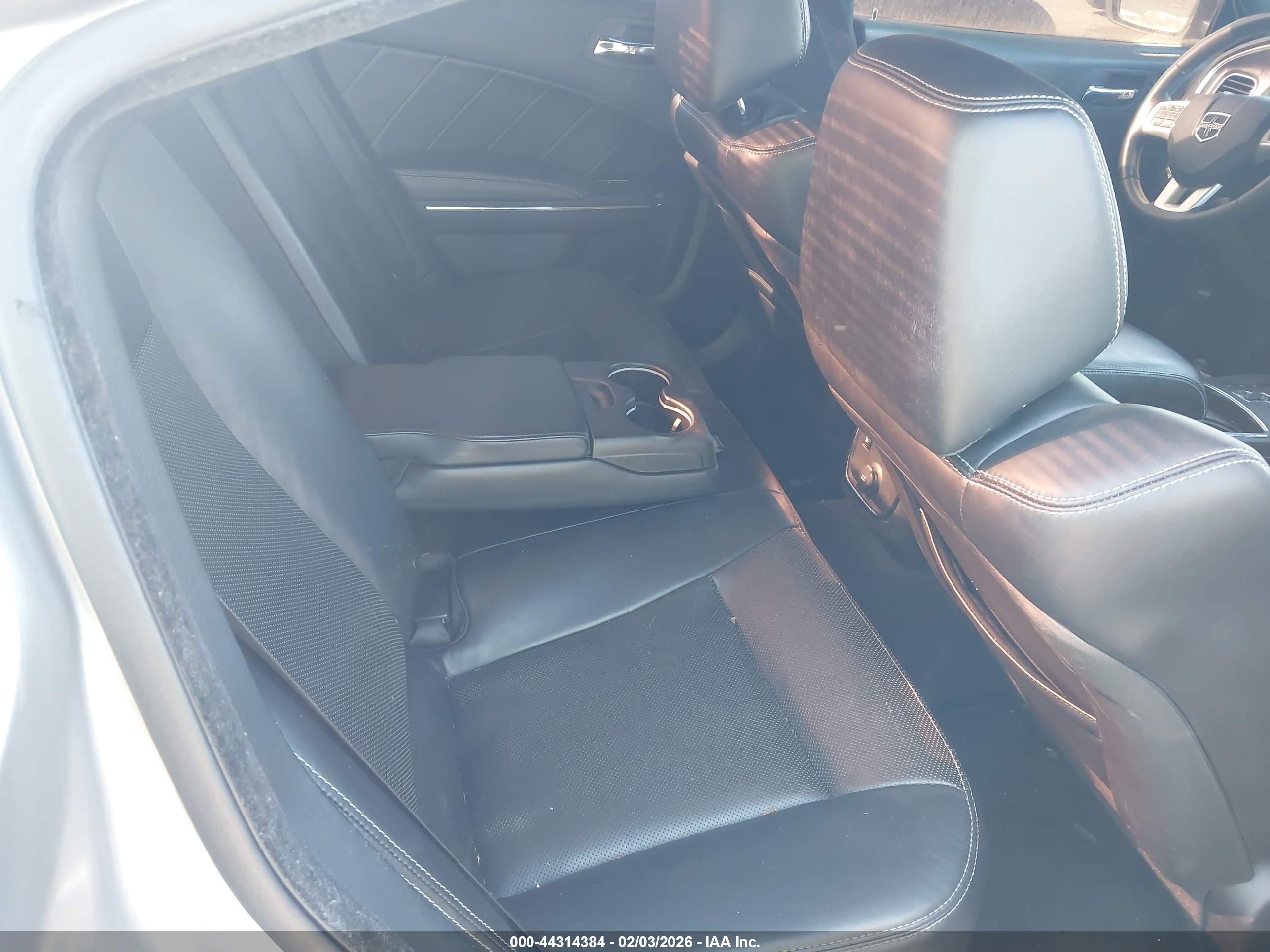 DODGE CHARGER image 8