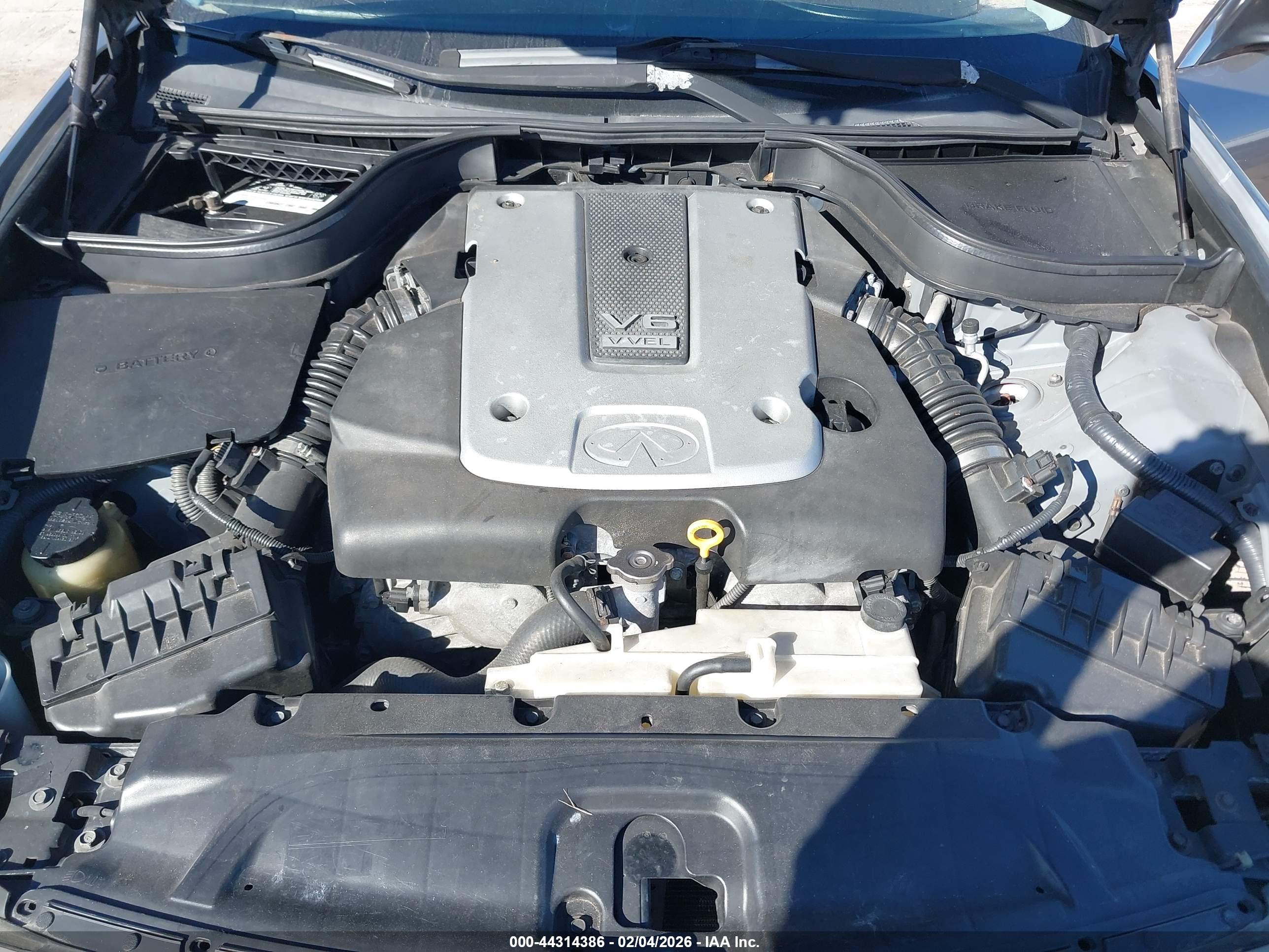 INFINITI G37 image 10