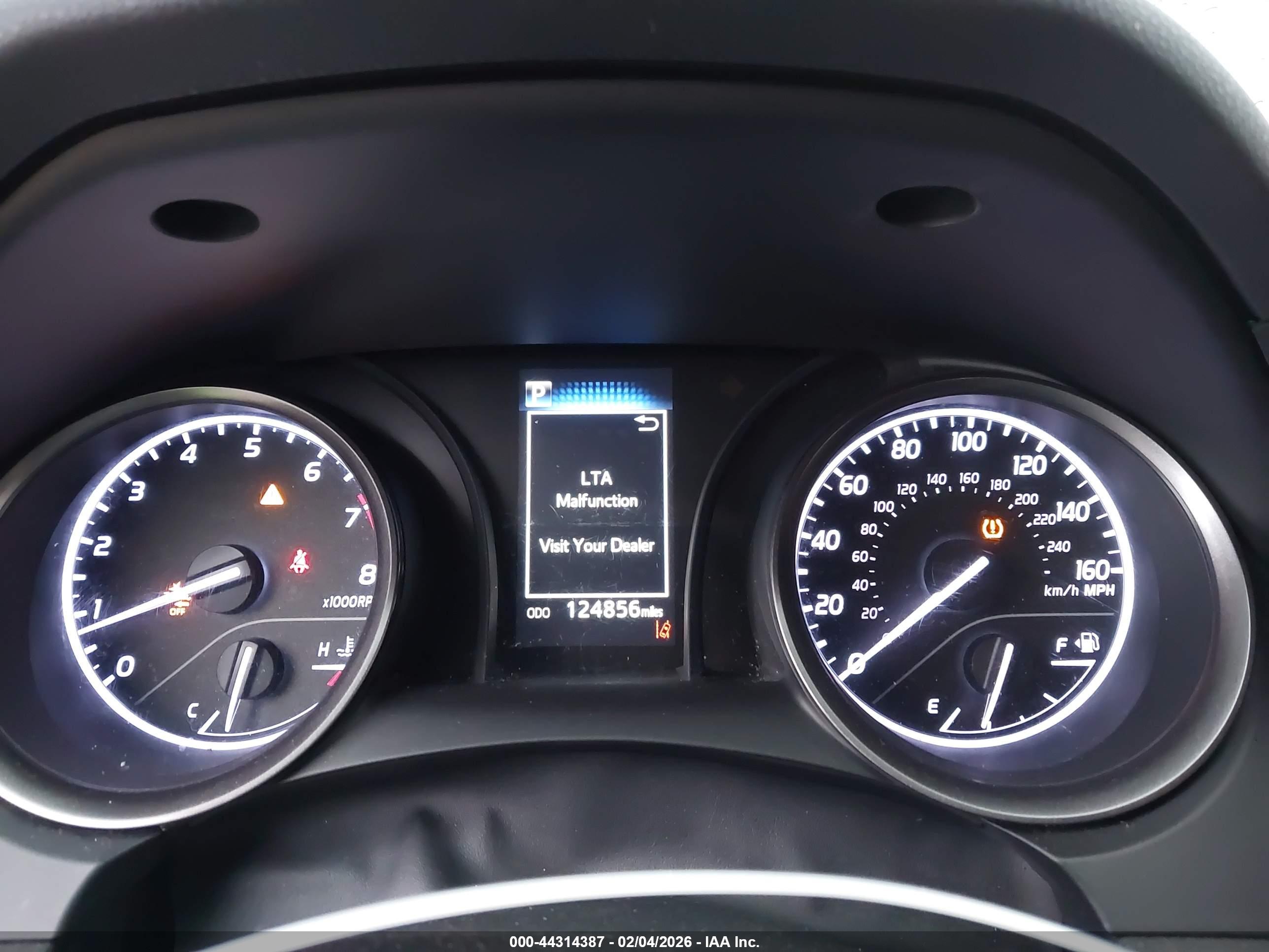 TOYOTA CAMRY image 7