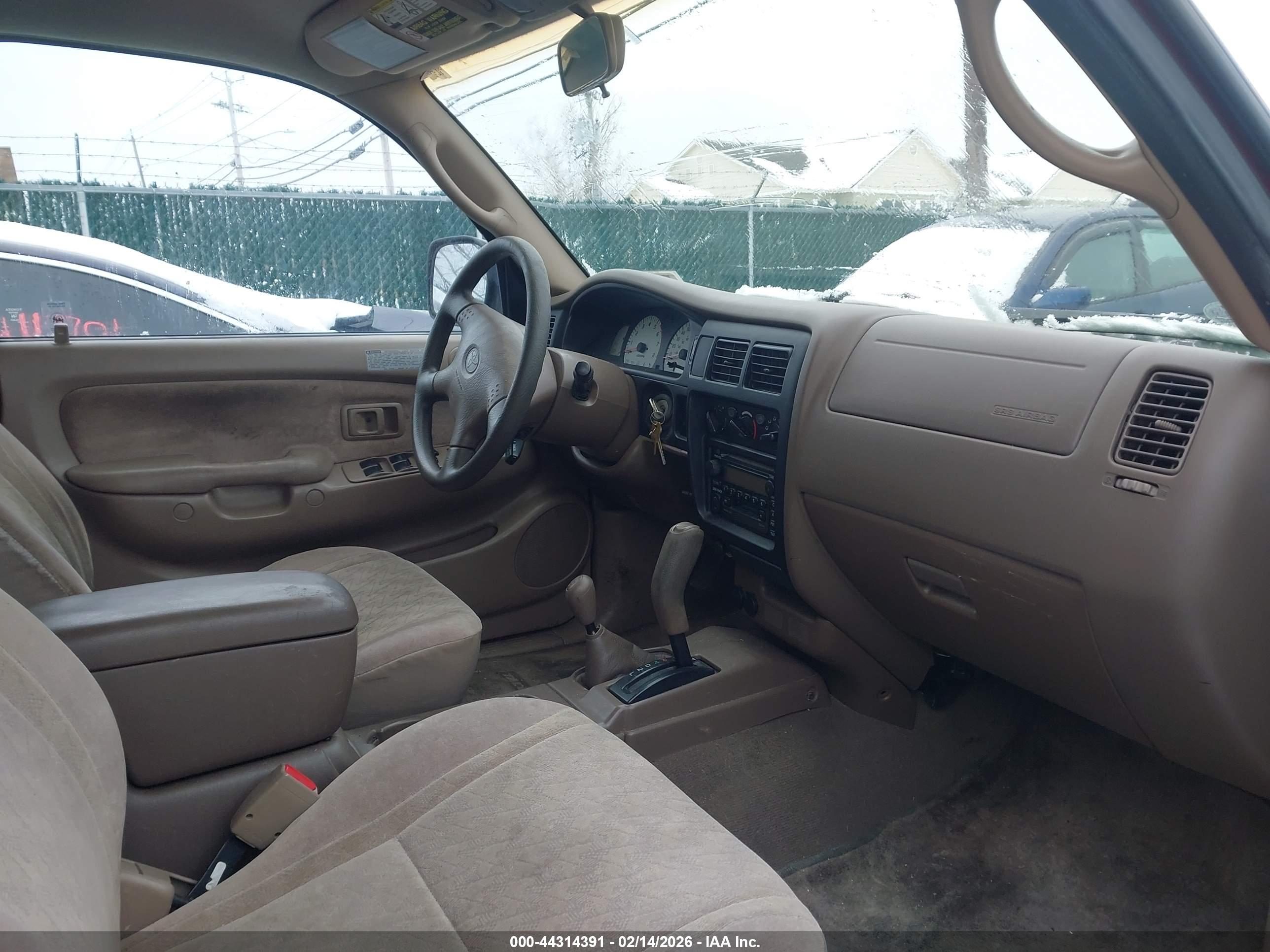 TOYOTA TACOMA image 5