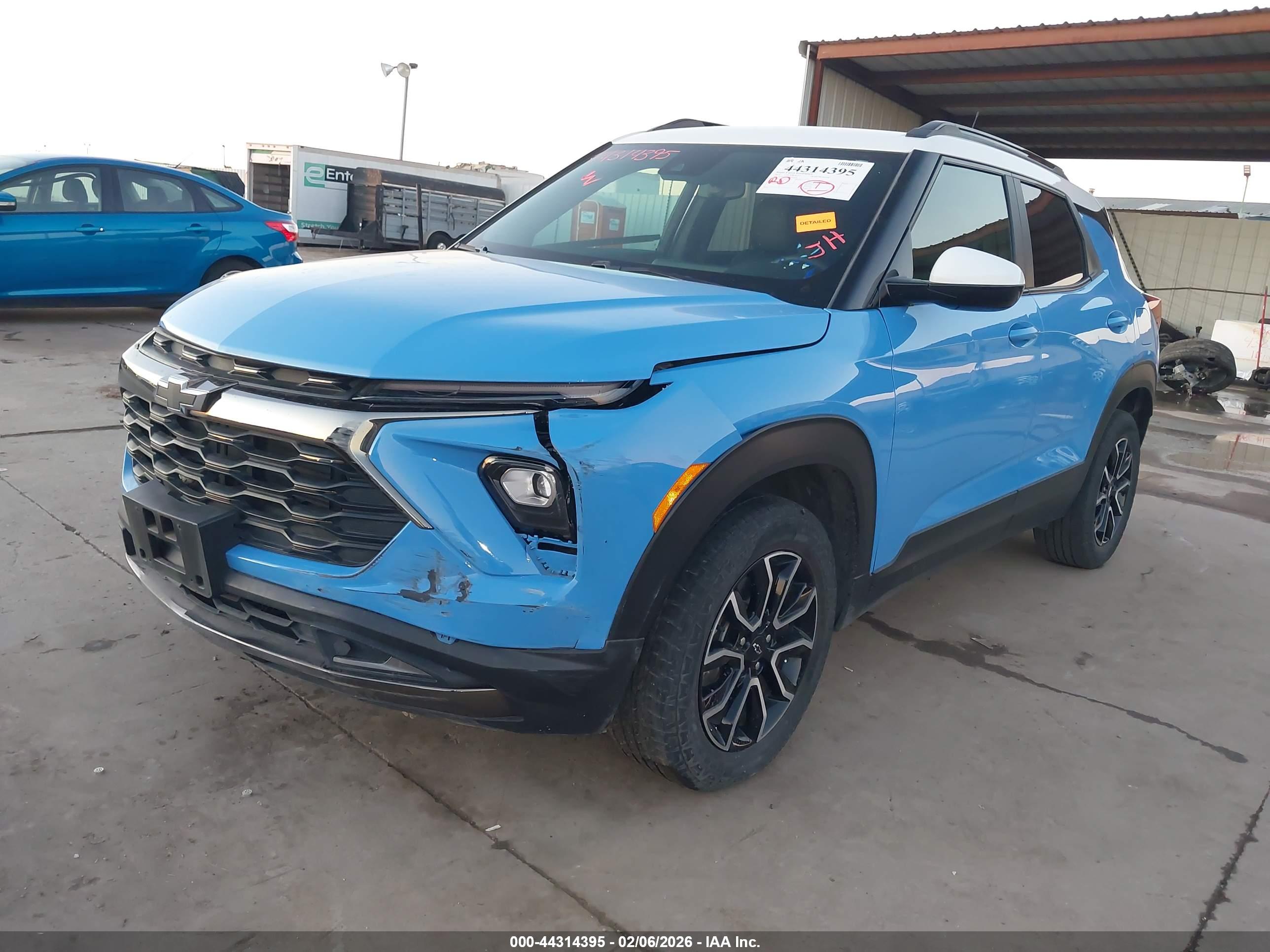 CHEVROLET TRAILBLAZER image 2