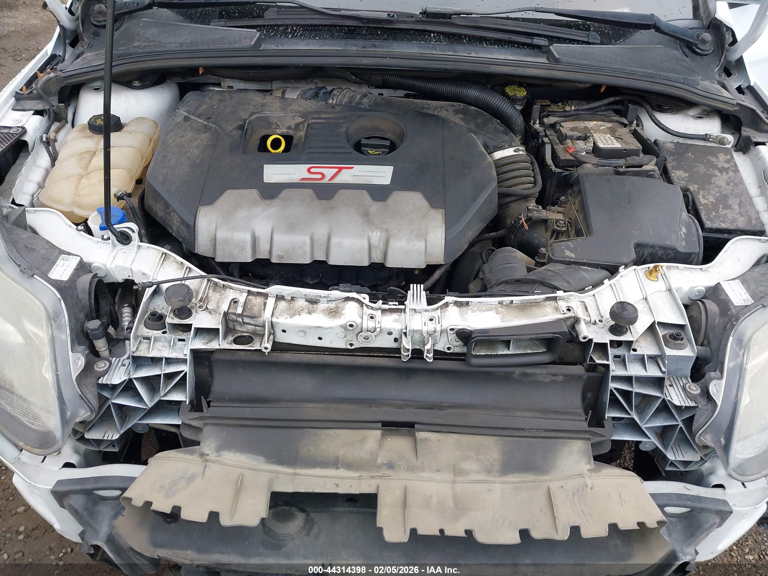 FORD FOCUS image 10