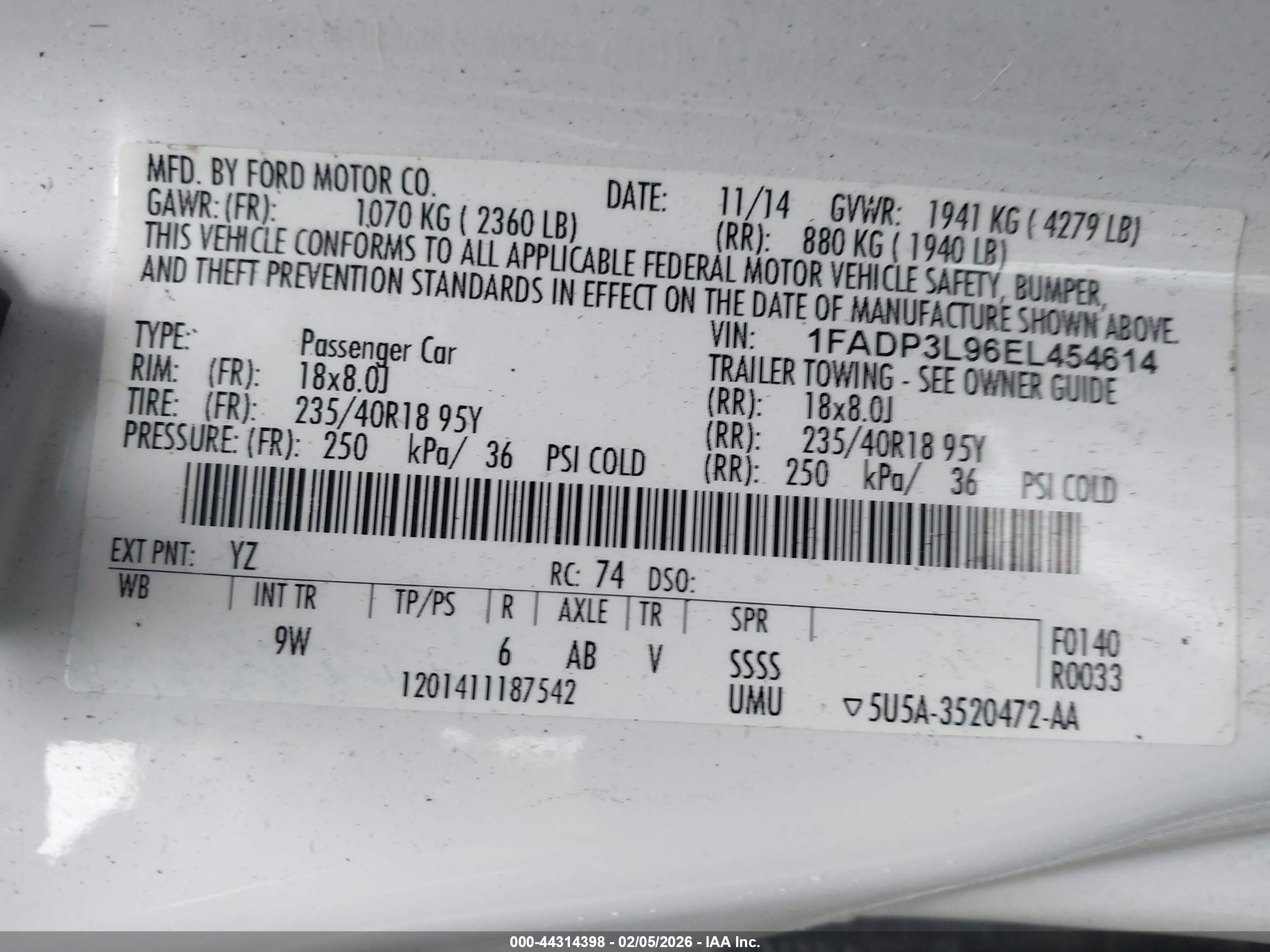 FORD FOCUS image 9