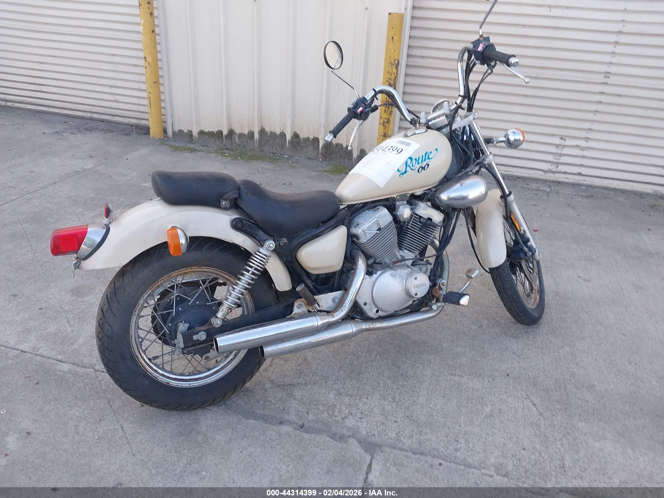 YAMAHA XV250 image 4