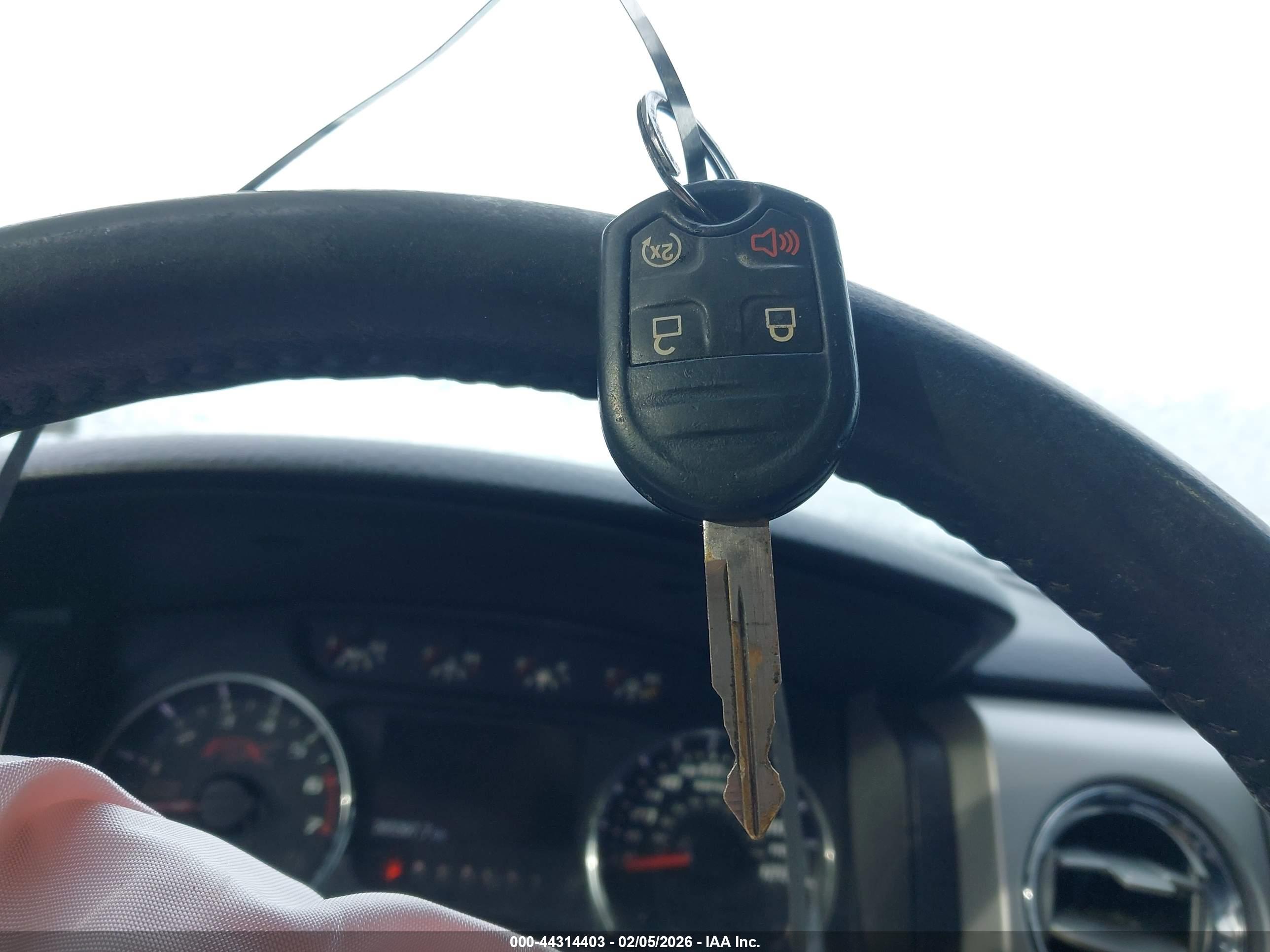 FORD F-150 image 11