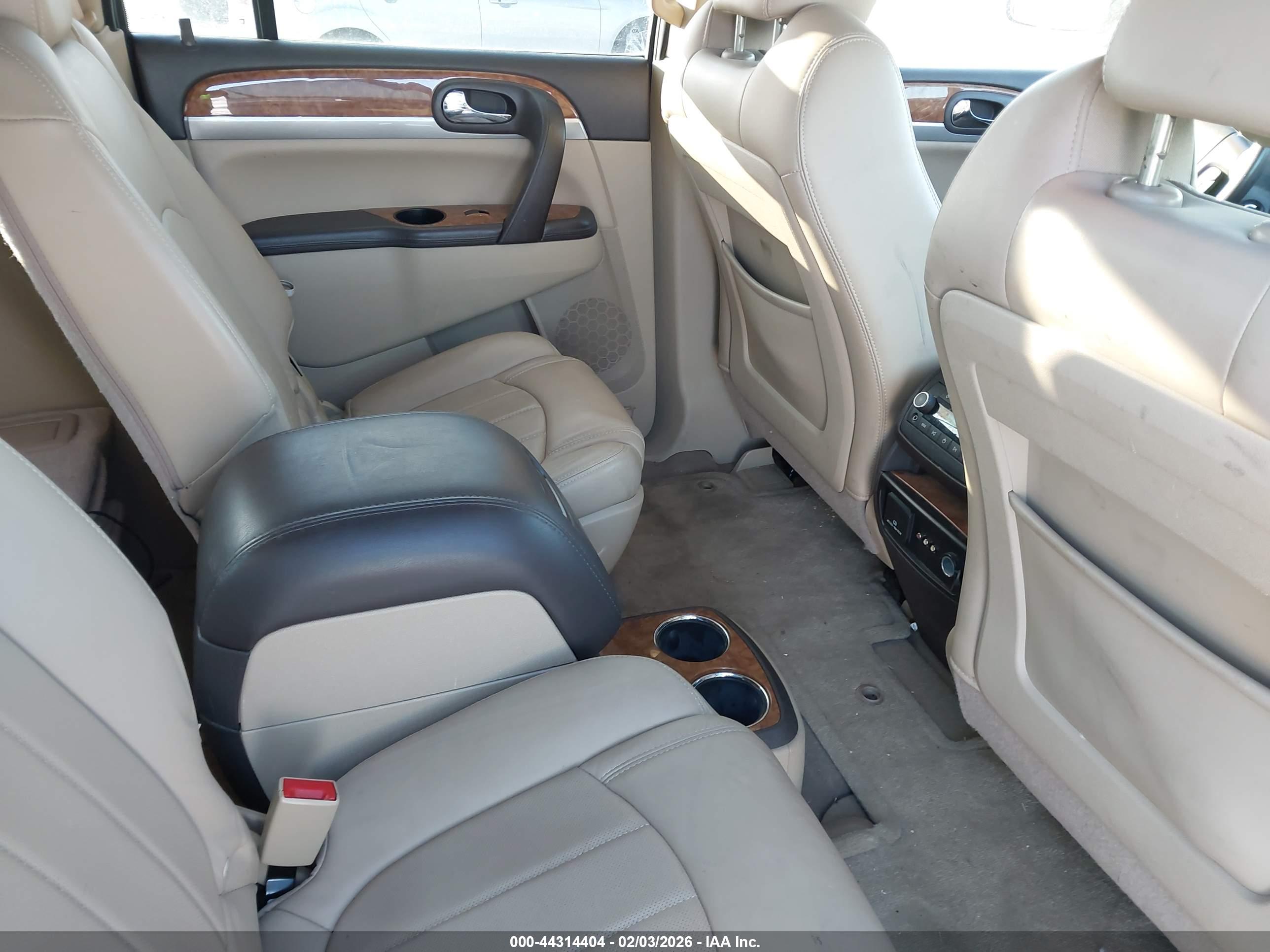 BUICK ENCLAVE image 8