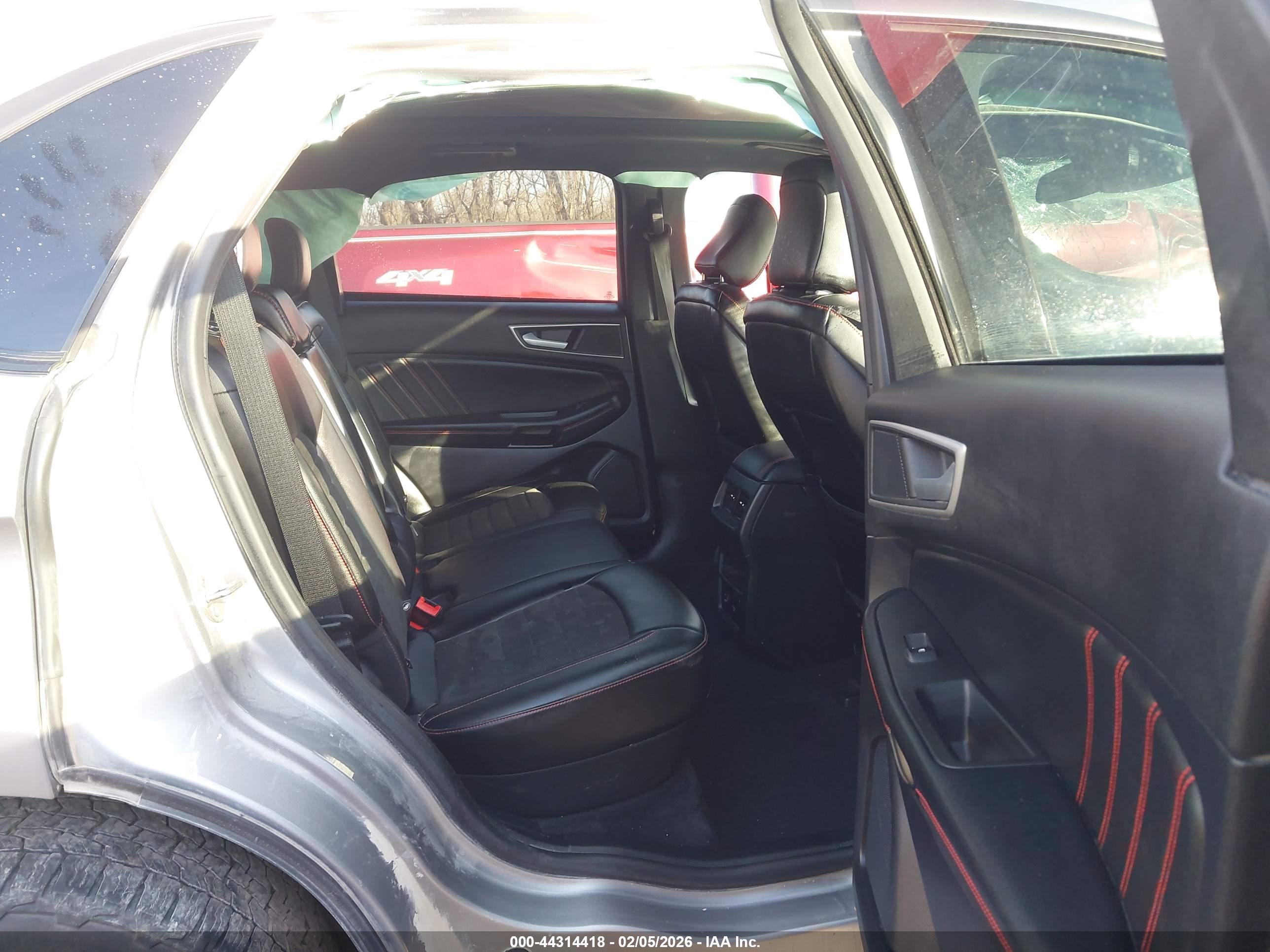 FORD EDGE image 8