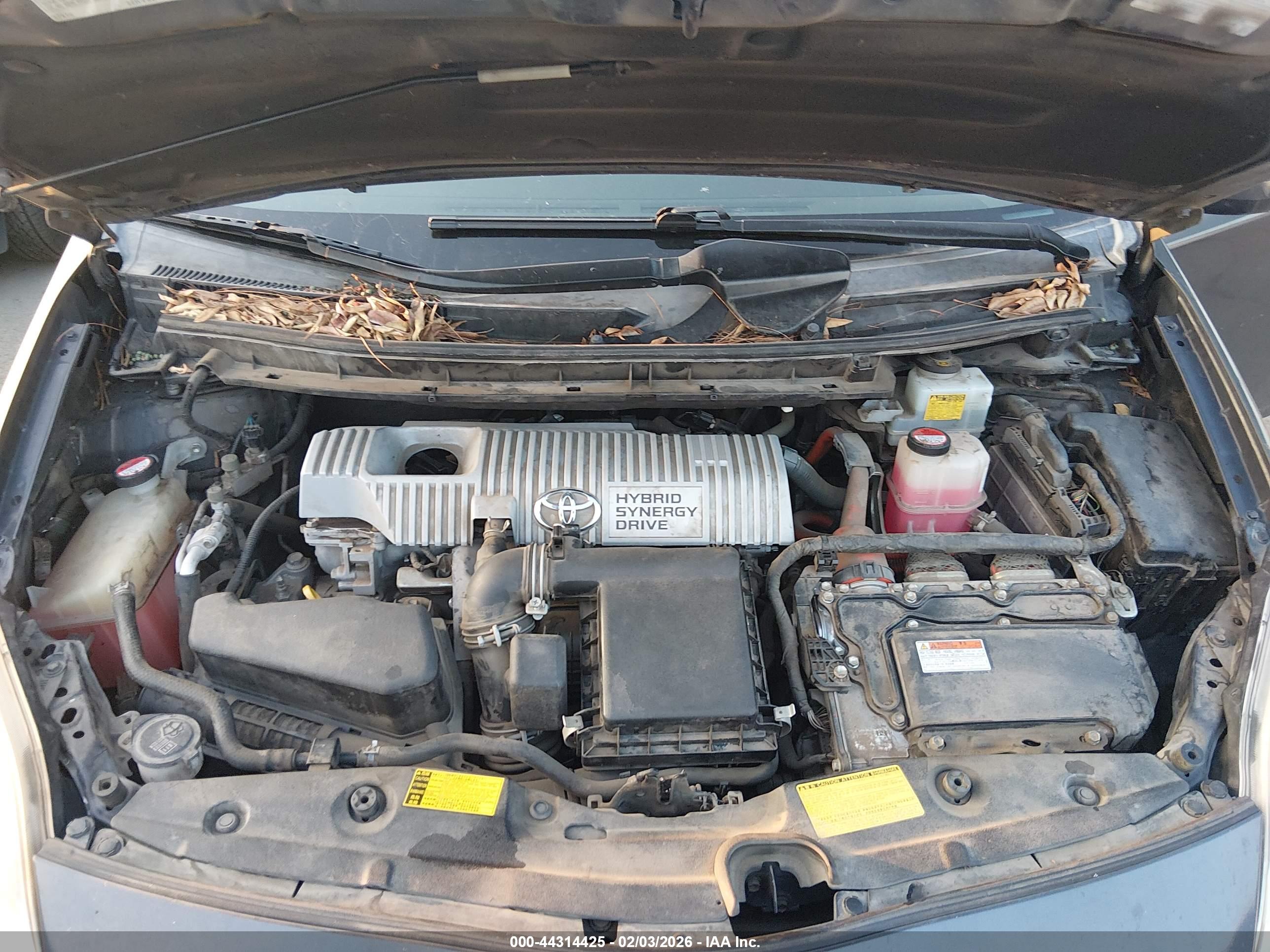 TOYOTA PRIUS image 10