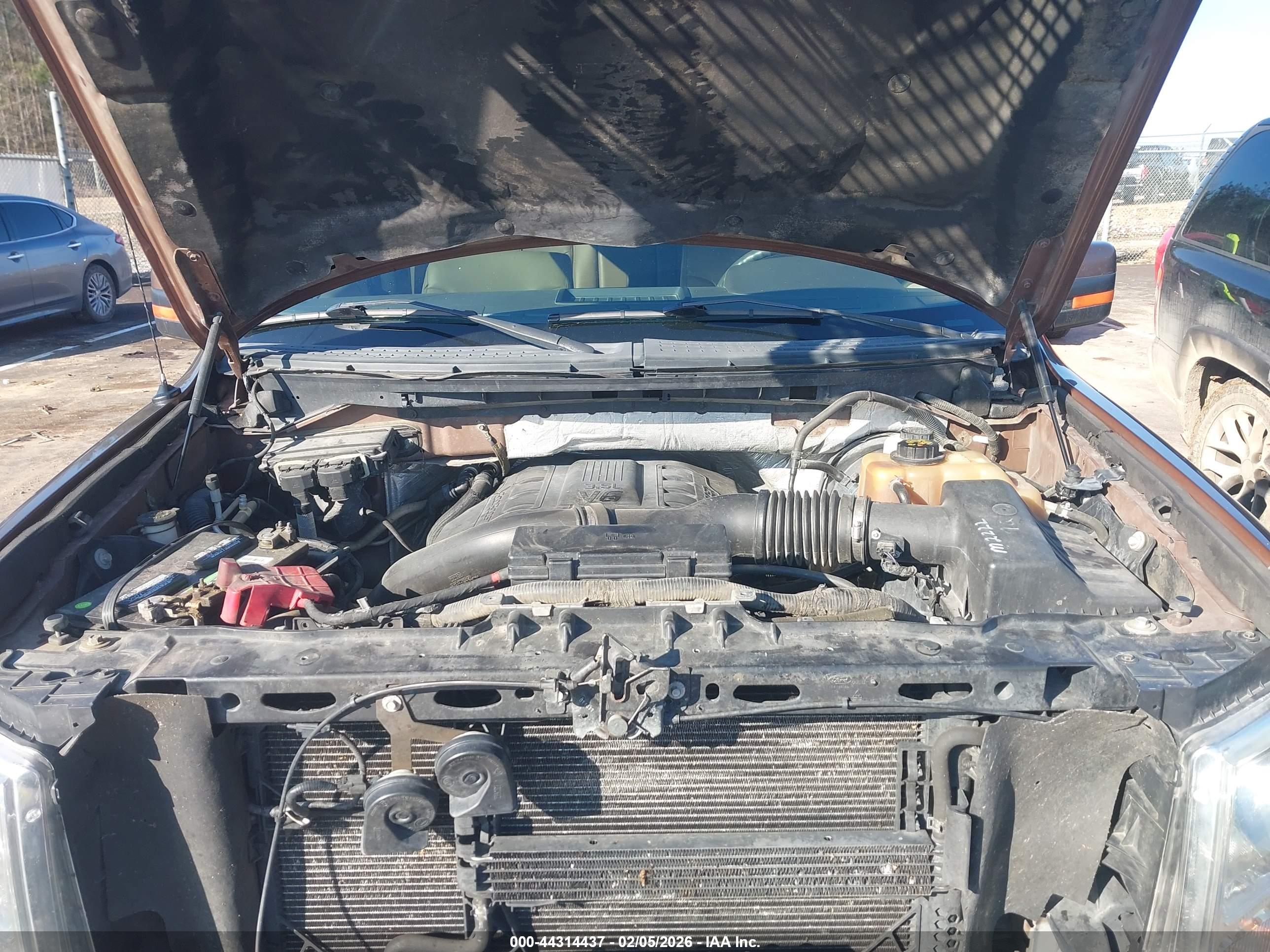 FORD F-150 image 10