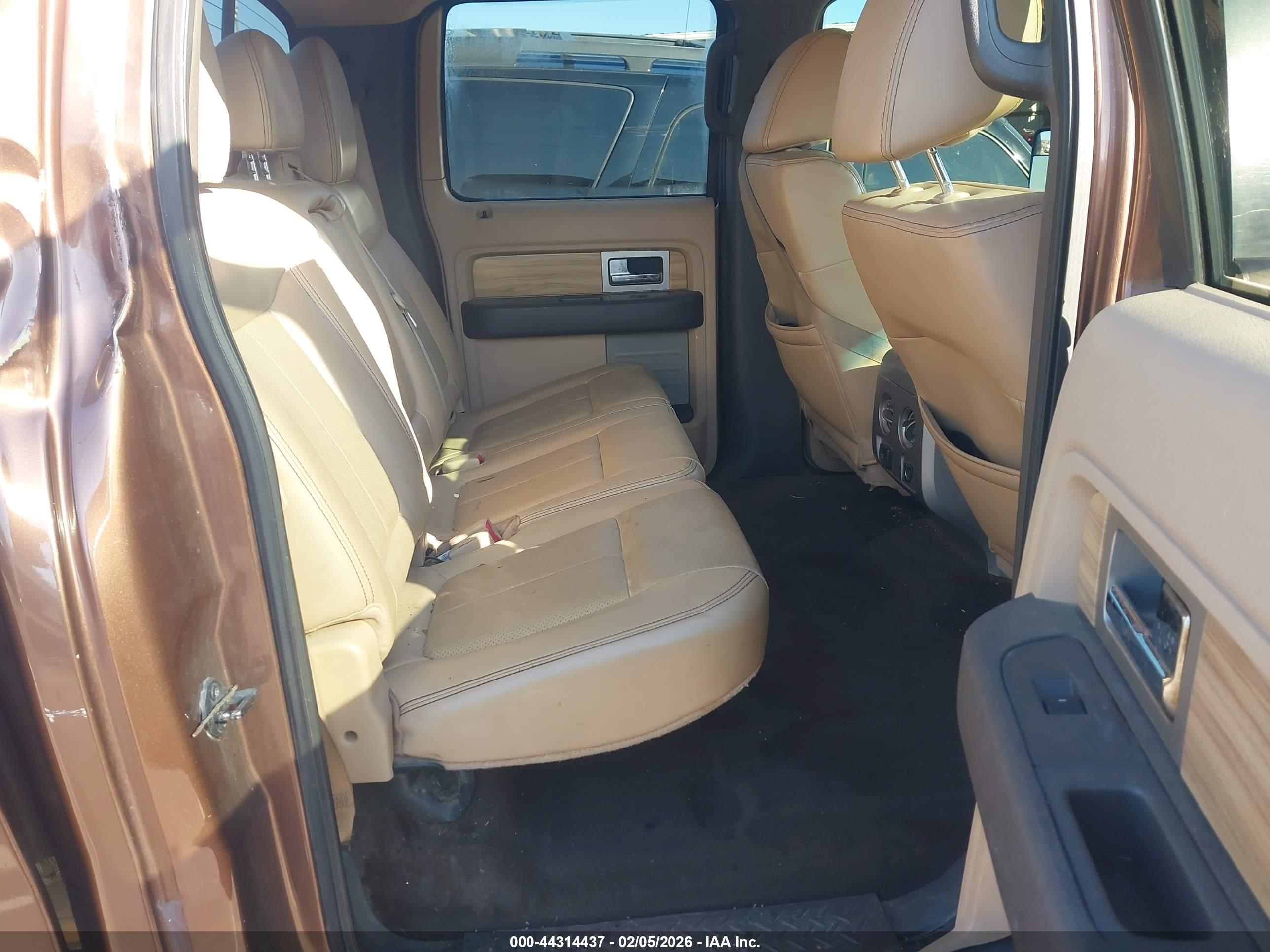 FORD F-150 image 8