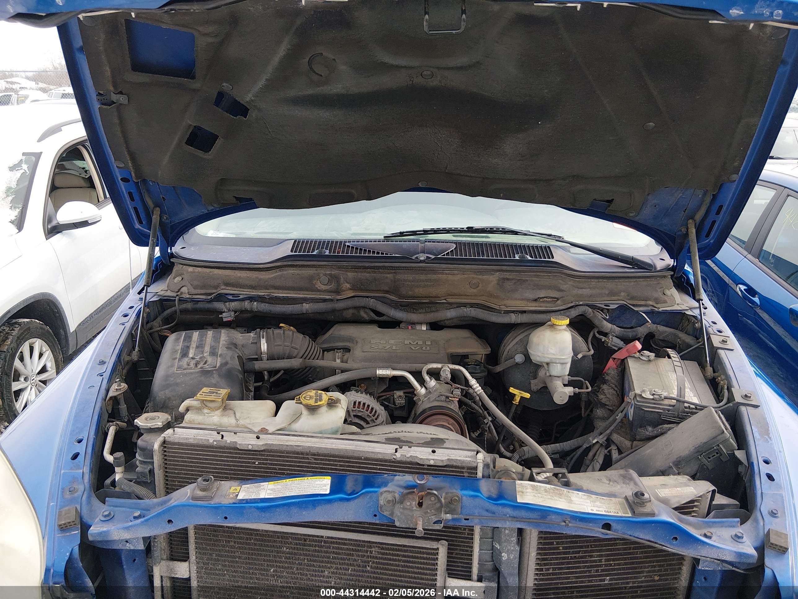 DODGE RAM image 10
