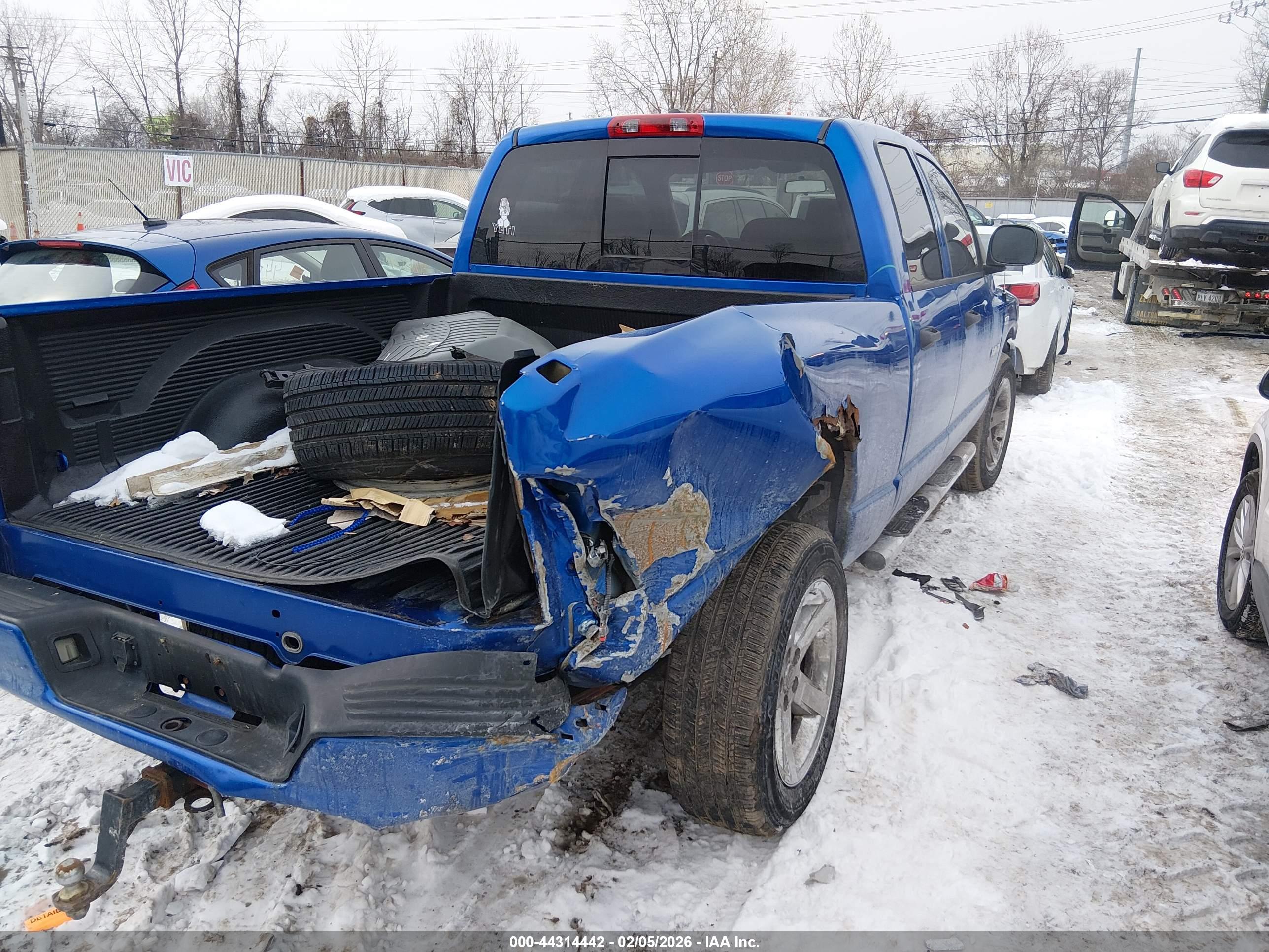 DODGE RAM image 4