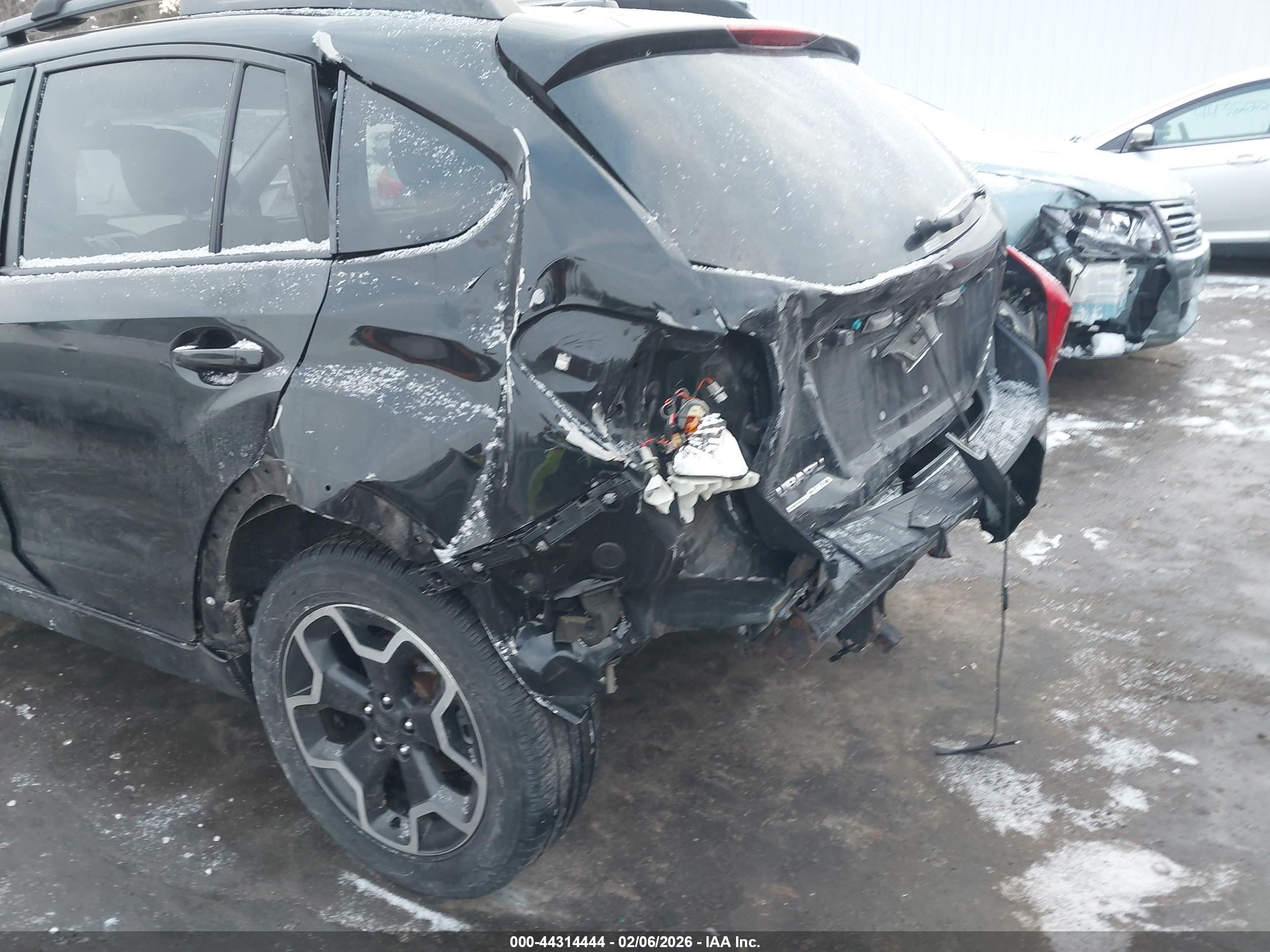 SUBARU XV image 6