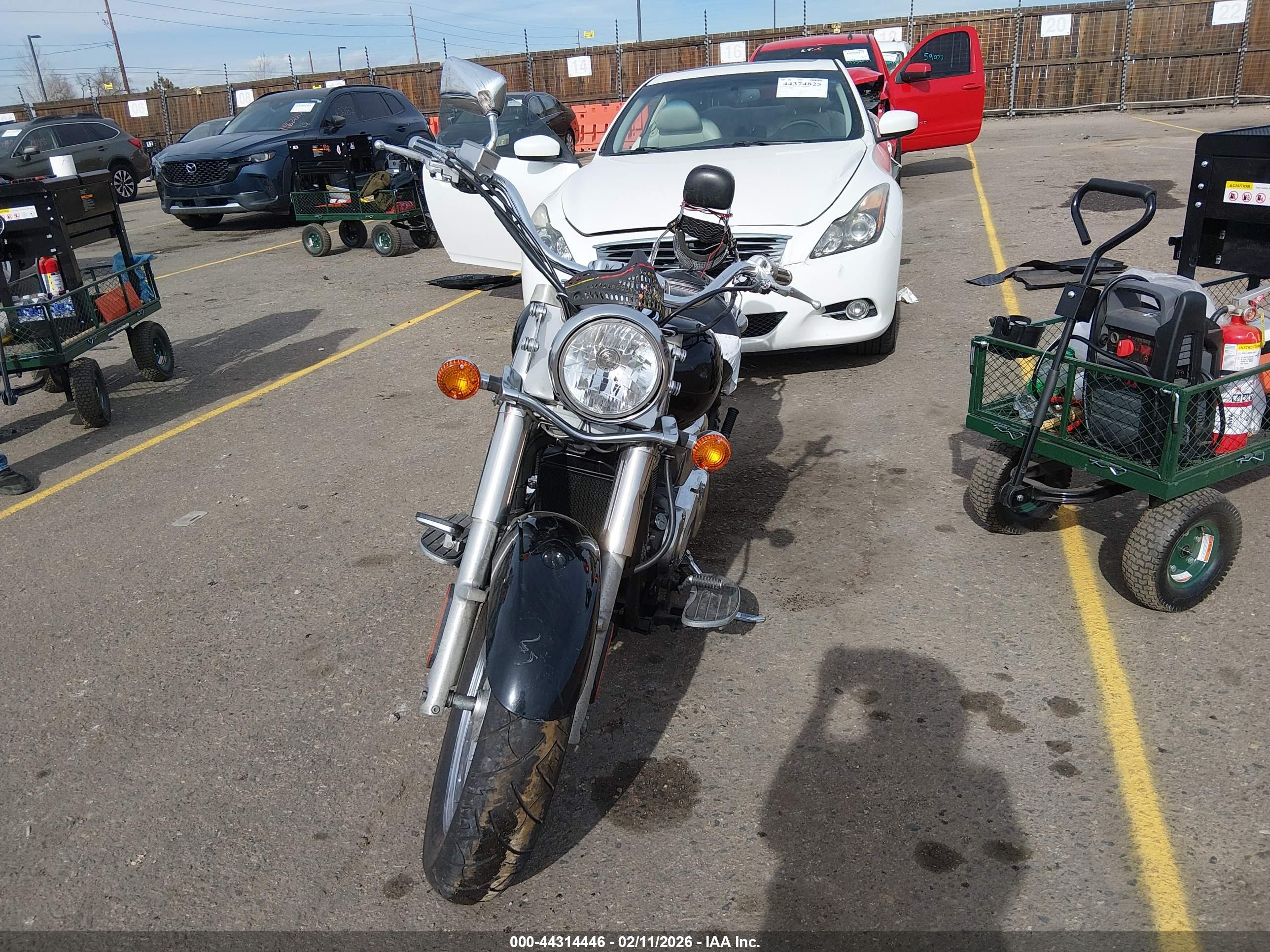 KAWASAKI VN900 image 5