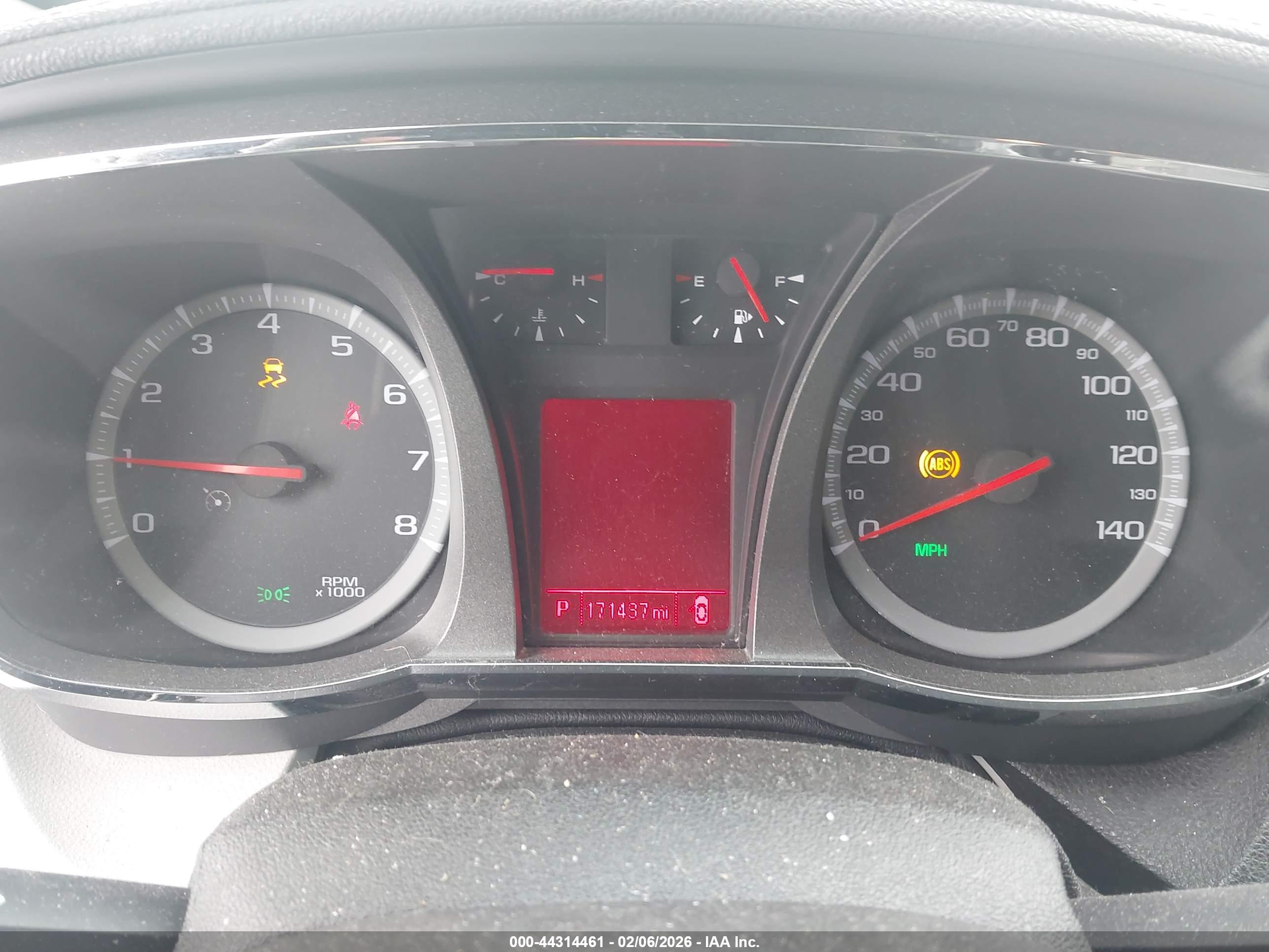 GMC TERRAIN image 7