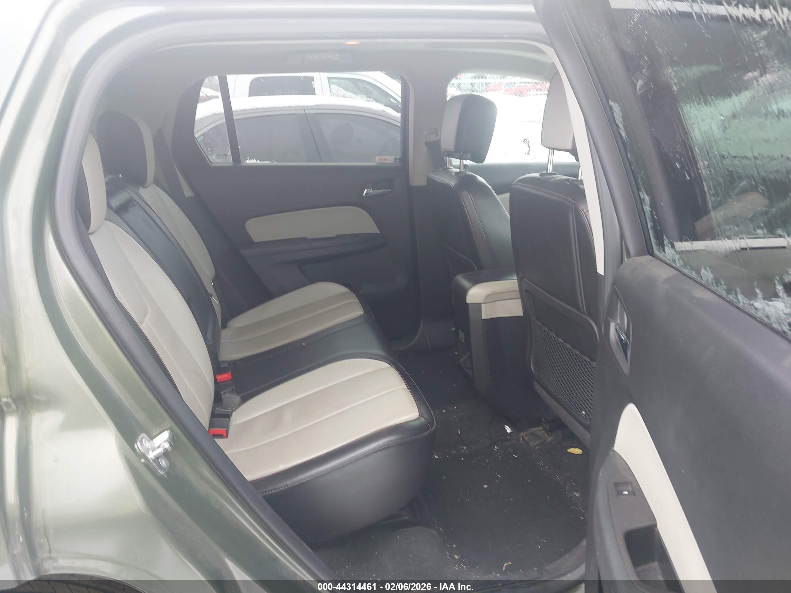 GMC TERRAIN image 8