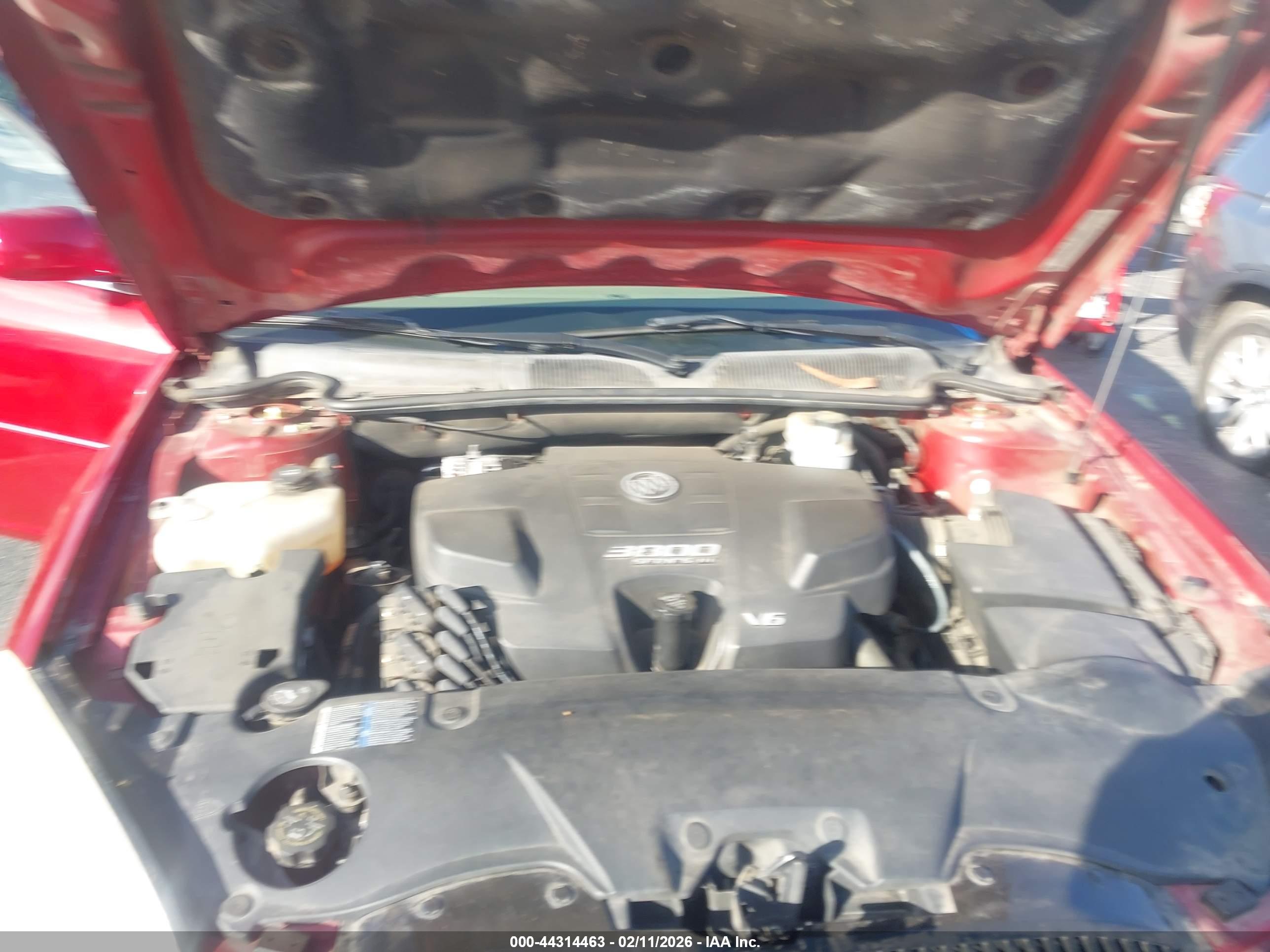 BUICK LUCERNE image 10