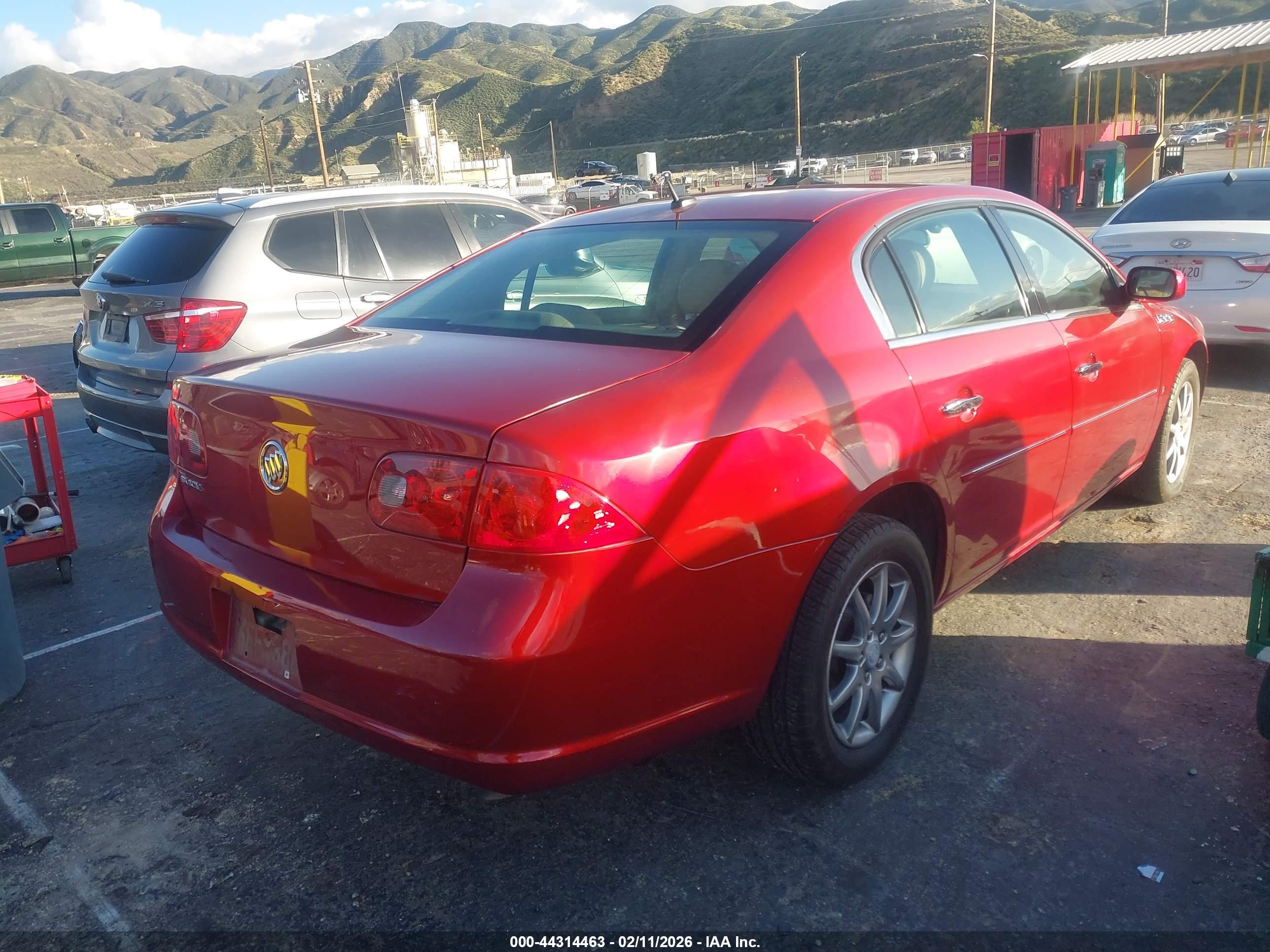 BUICK LUCERNE image 4