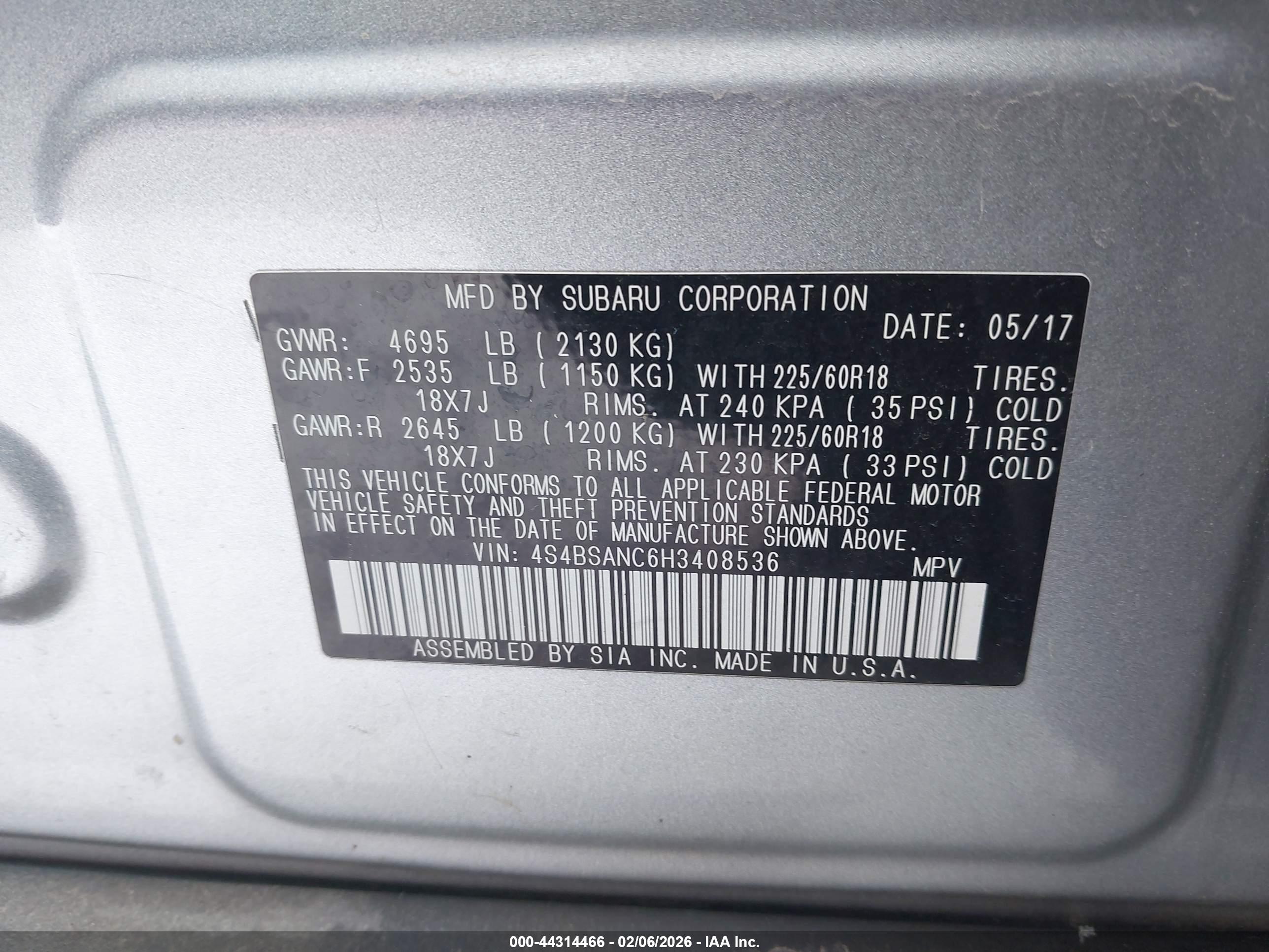 SUBARU OUTBACK image 9