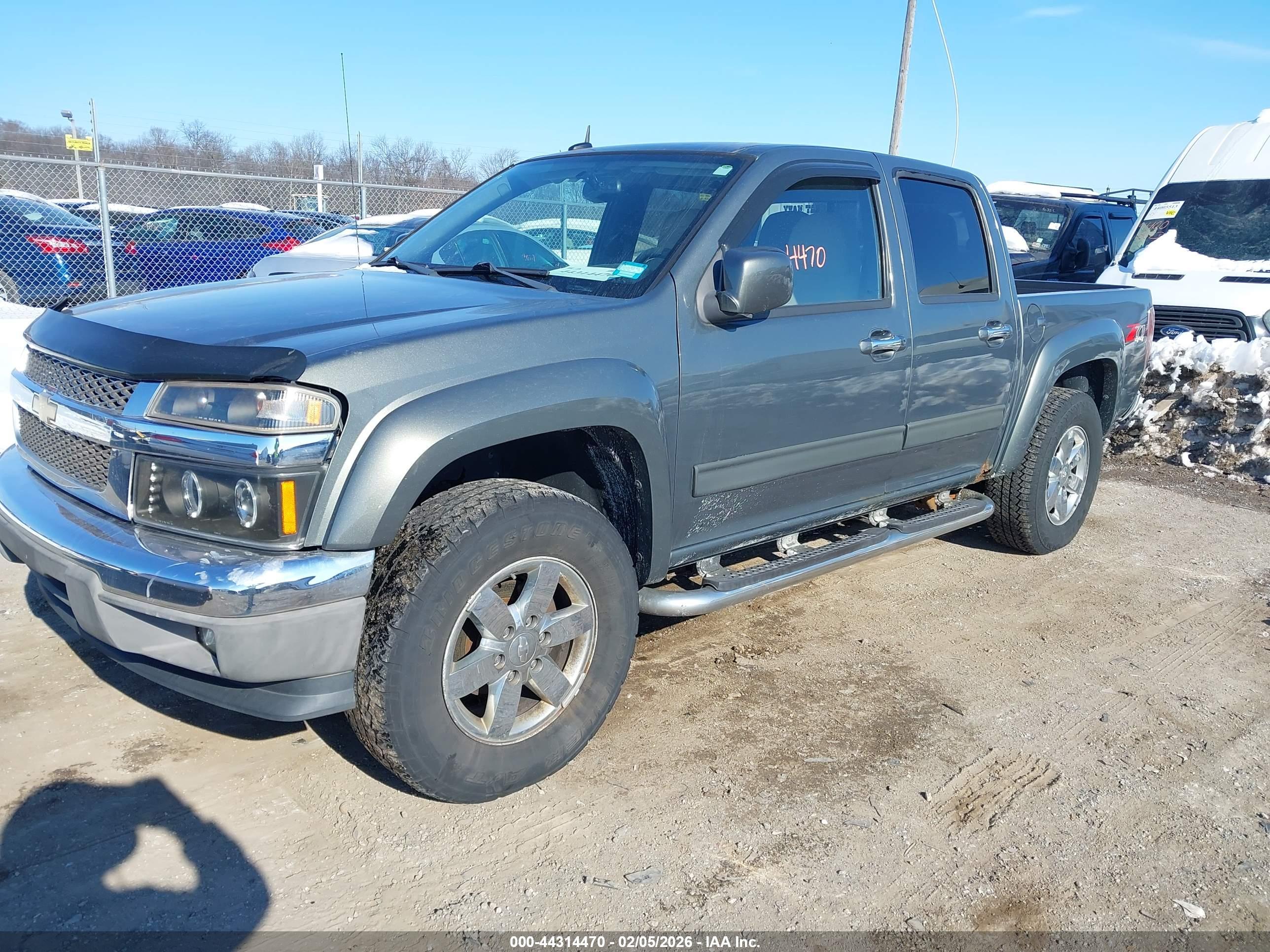 CHEVROLET COLORADO image 2