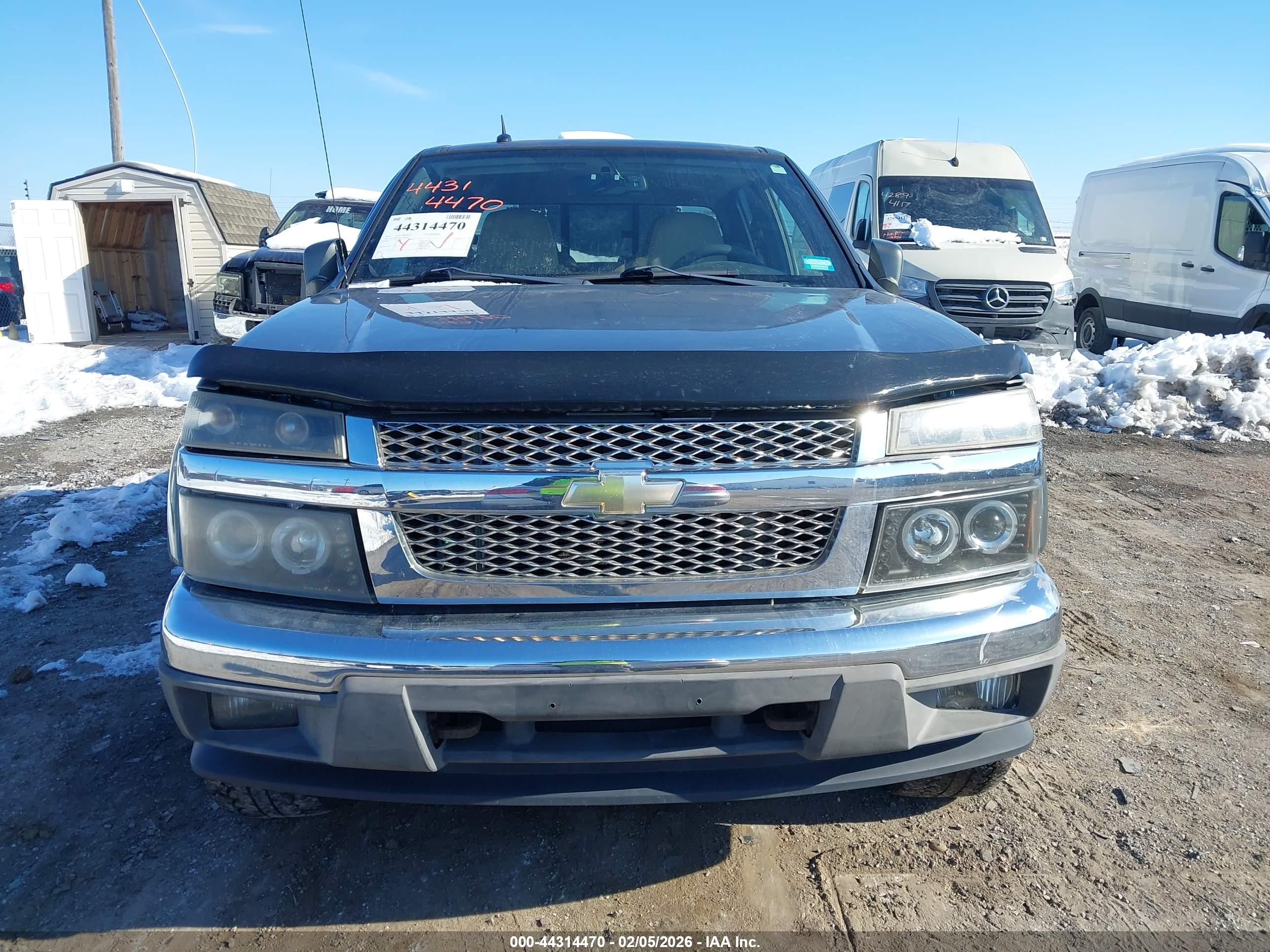 CHEVROLET COLORADO image 6