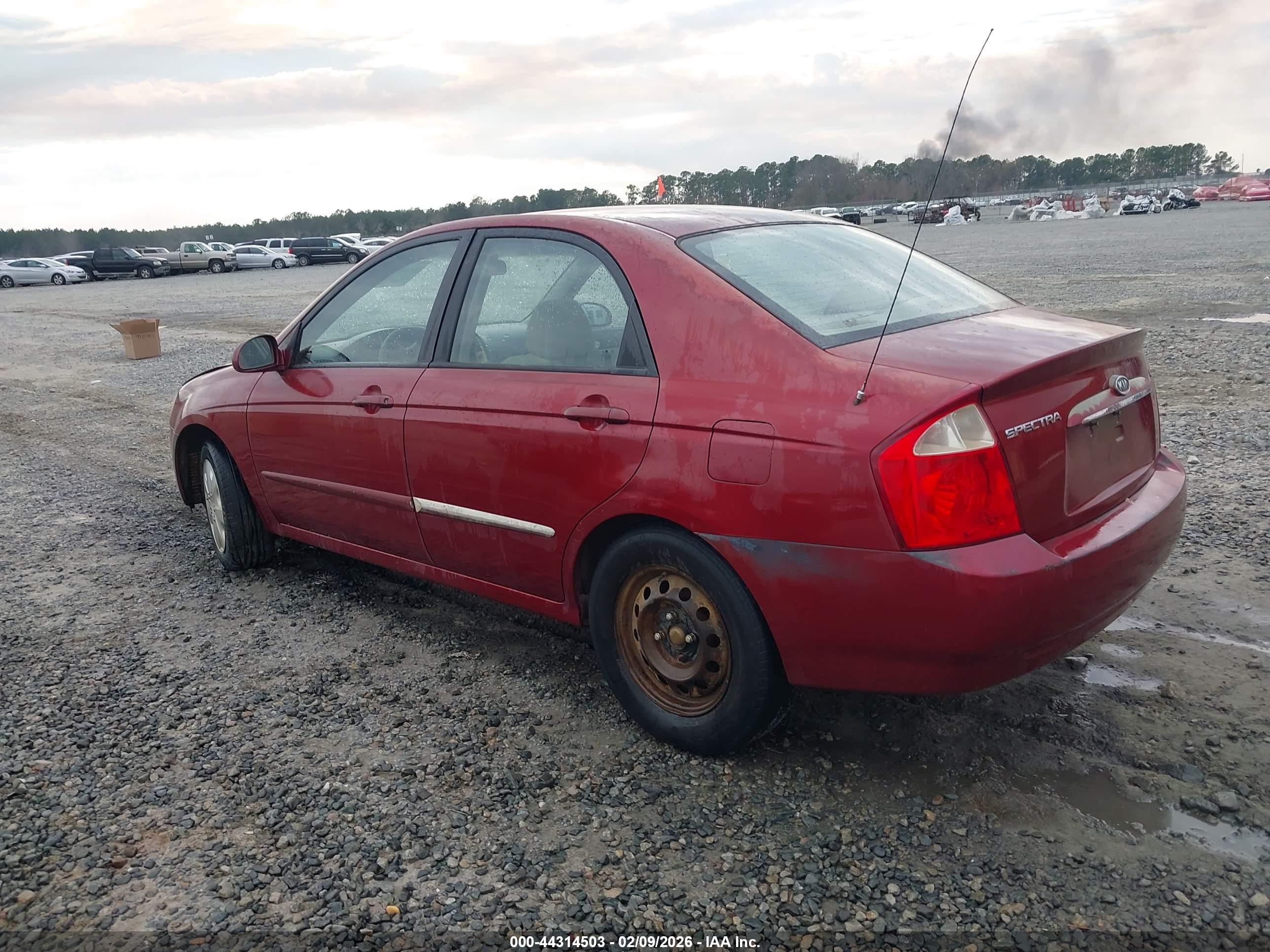 KIA SPECTRA image 3