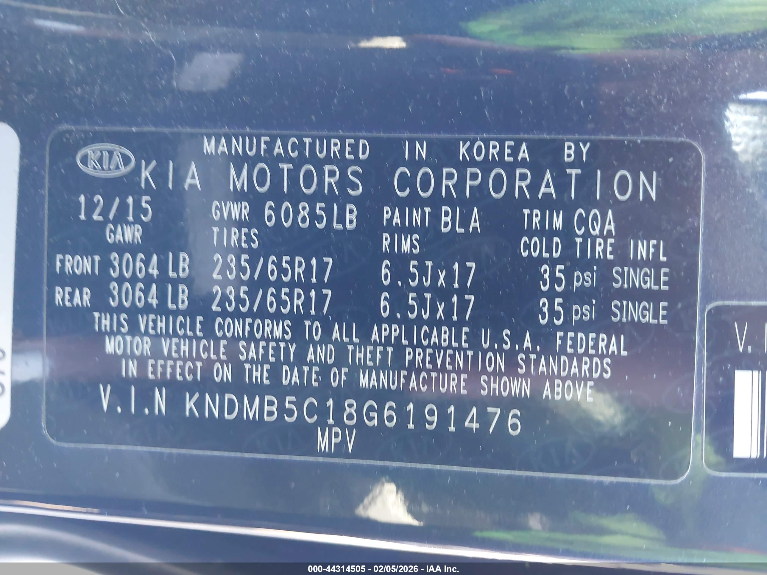 KIA SEDONA image 9