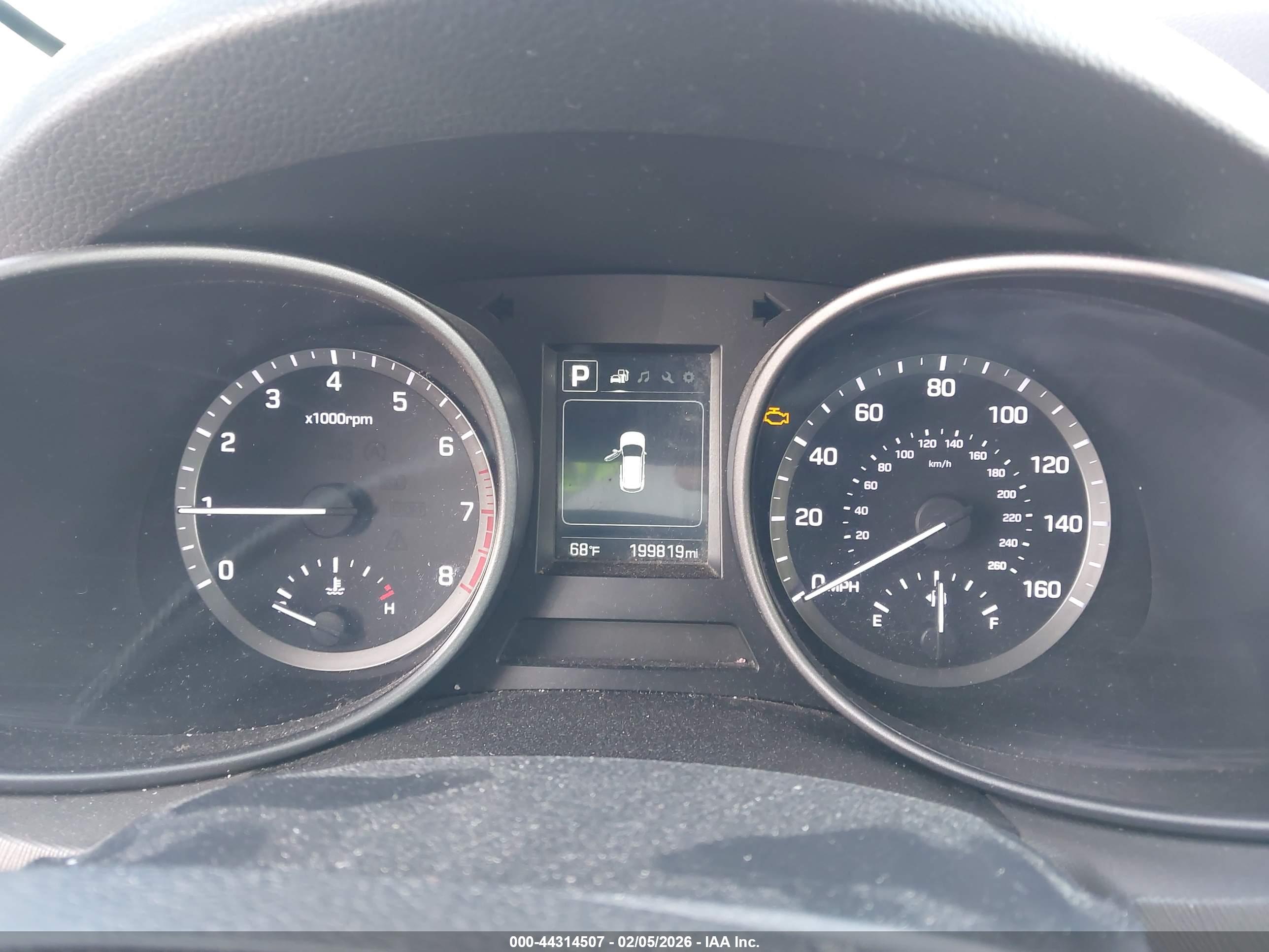 HYUNDAI SANTA image 7