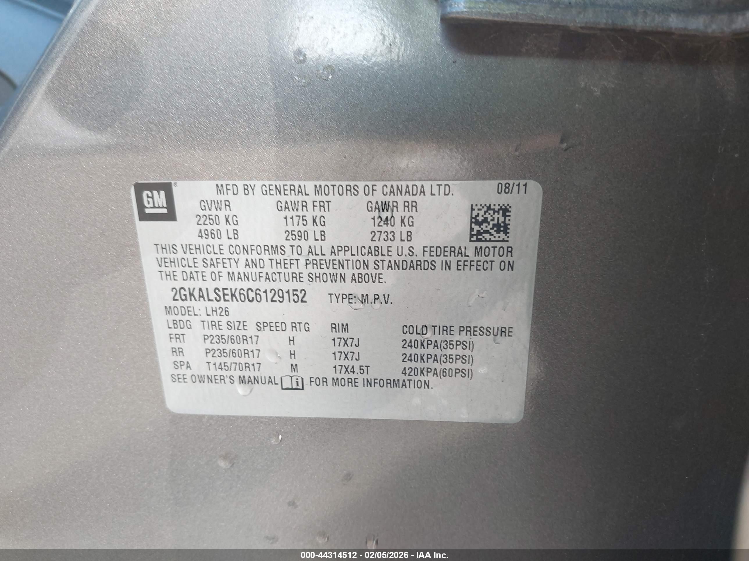 GMC TERRAIN image 9