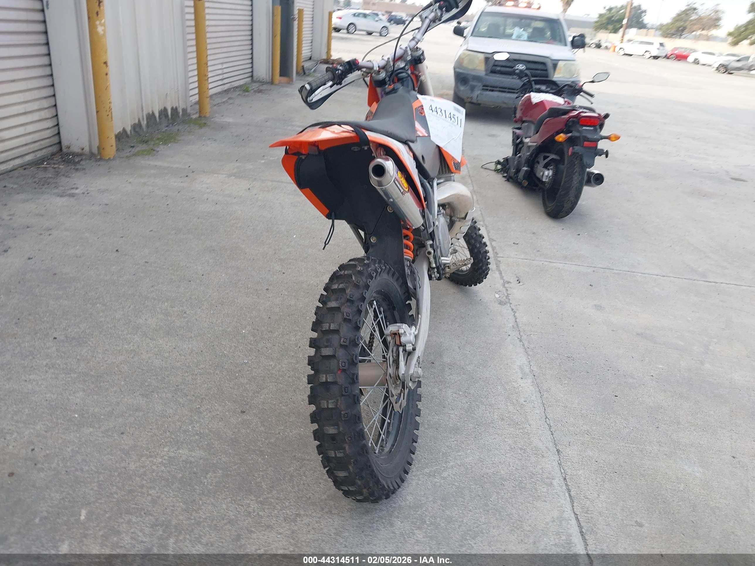 KTM 300 image 6
