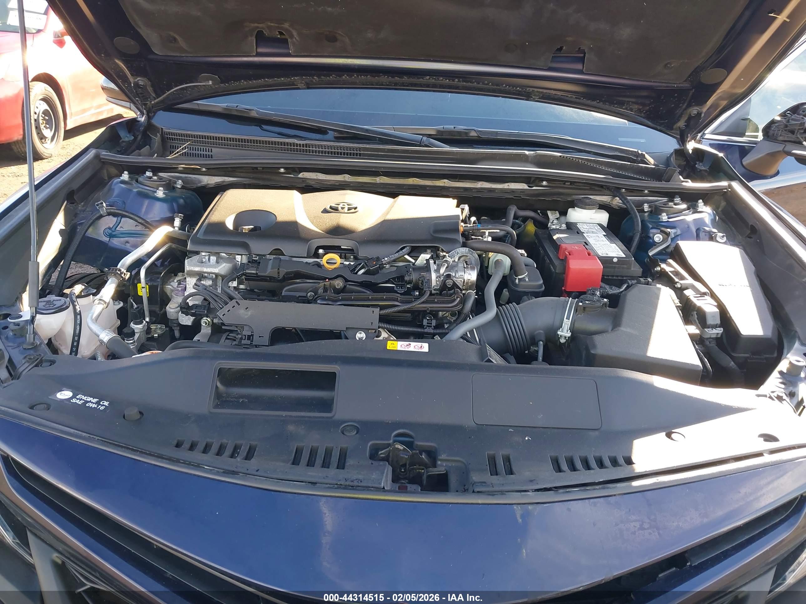 TOYOTA CAMRY image 10