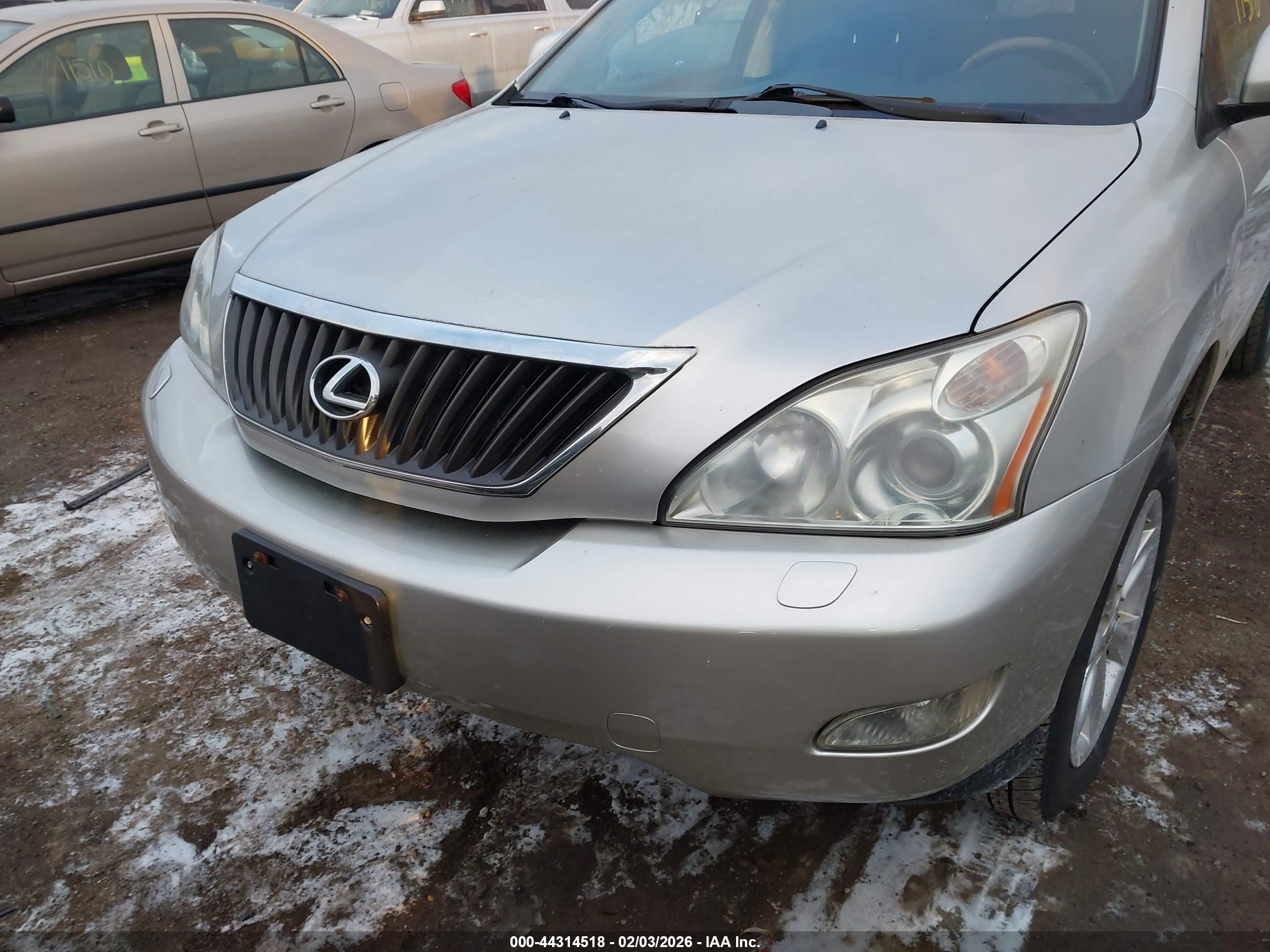 LEXUS RX image 6